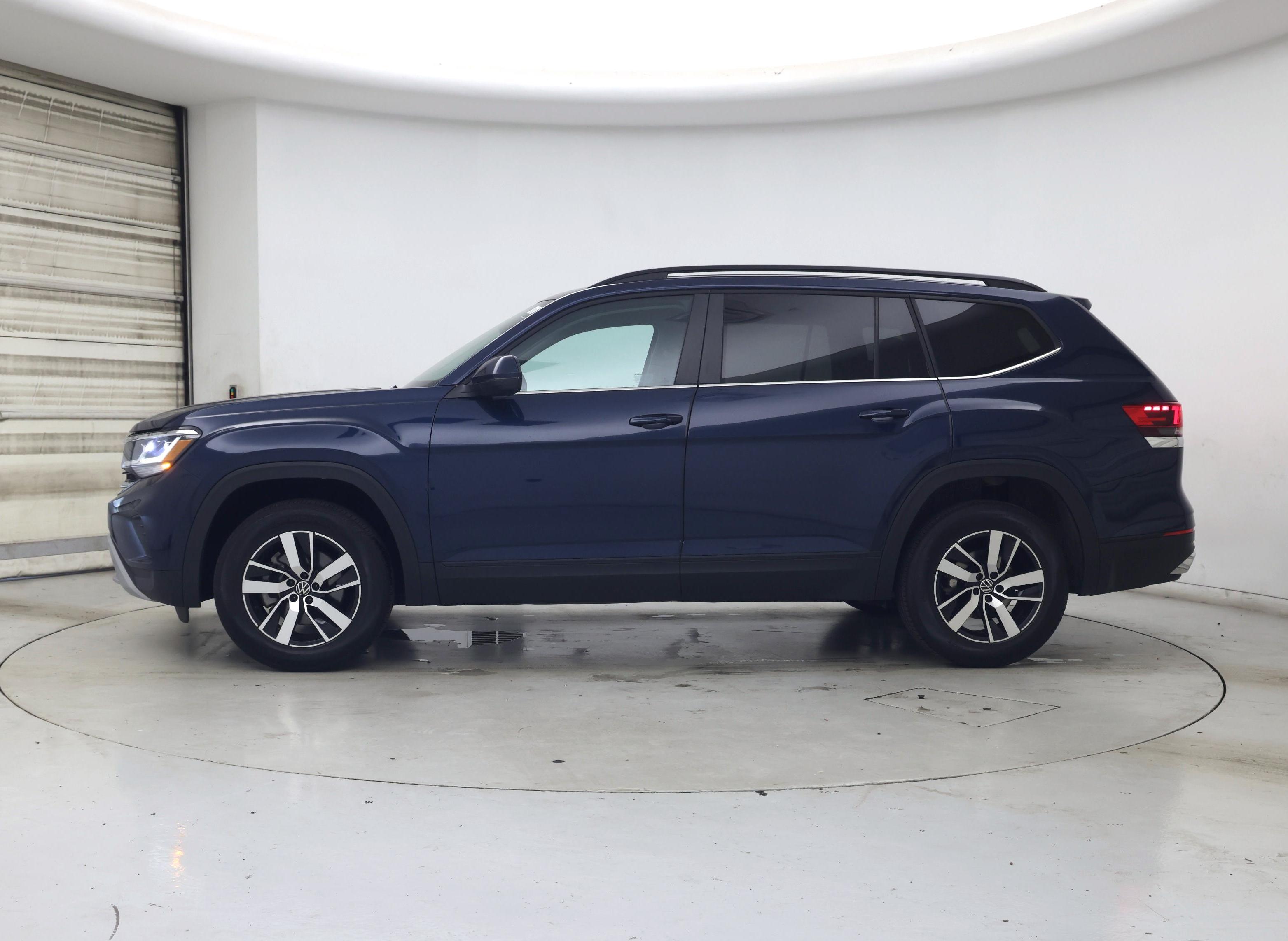 Thumbnail: 2023 Volkswagen Atlas - 3