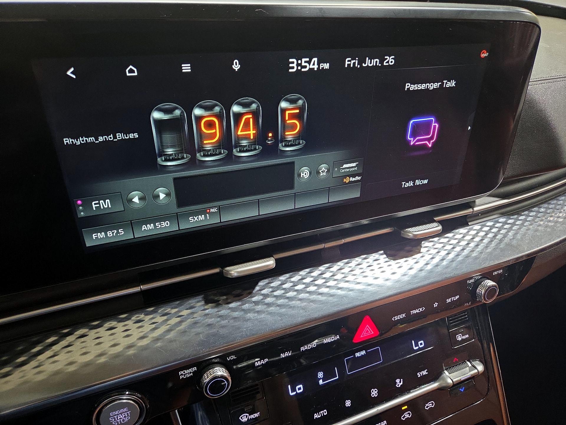 Thumbnail: 2022 Kia Carnival - 16