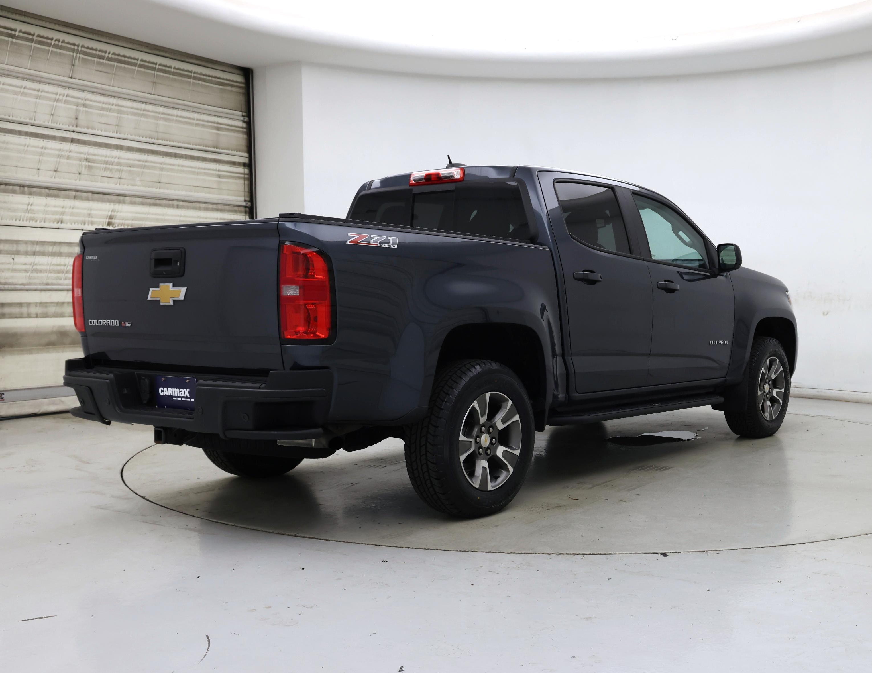 Thumbnail: 2019 Chevrolet Colorado - 8