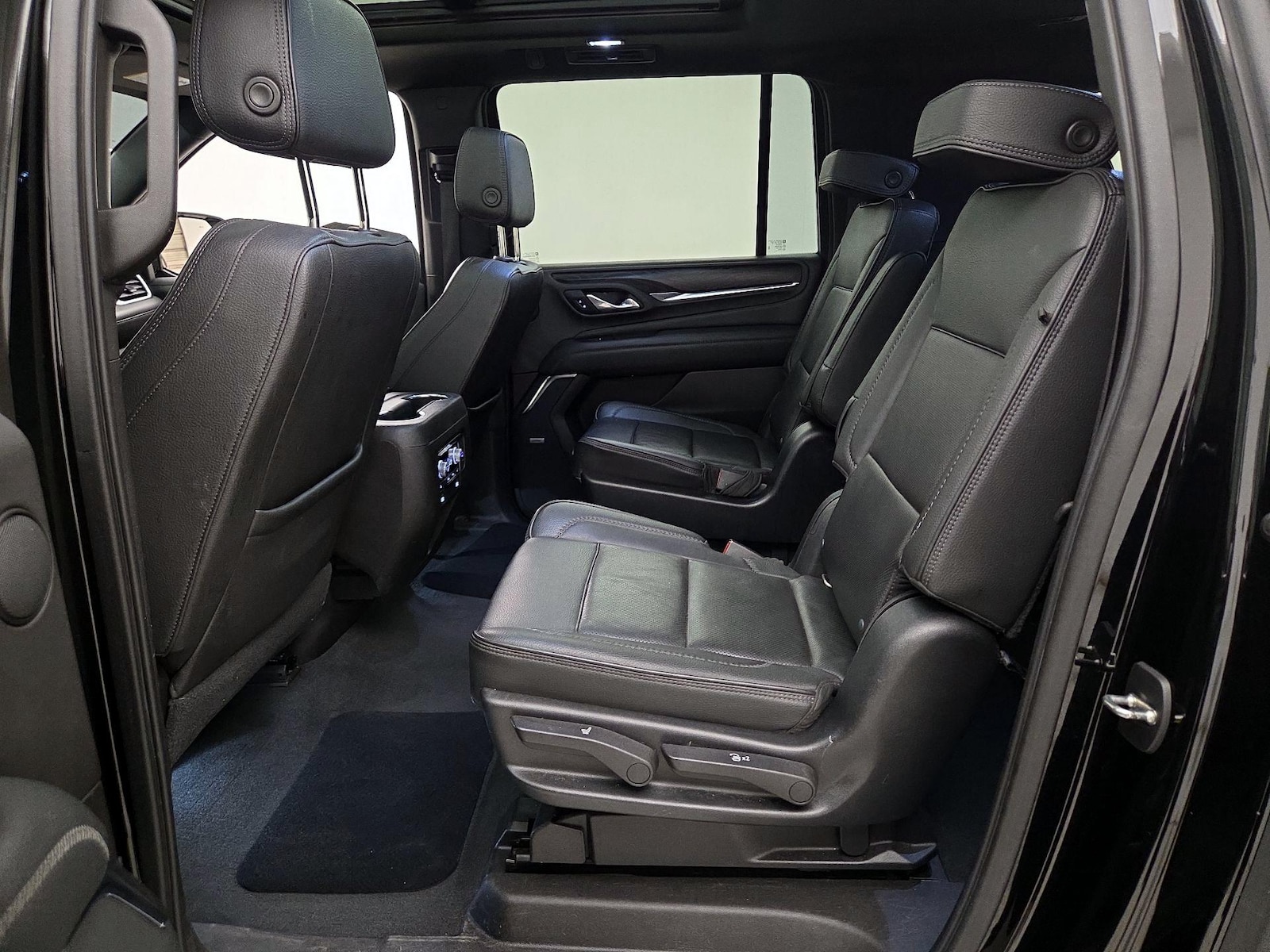 2021 GMC Yukon XL Denali - Photo 21