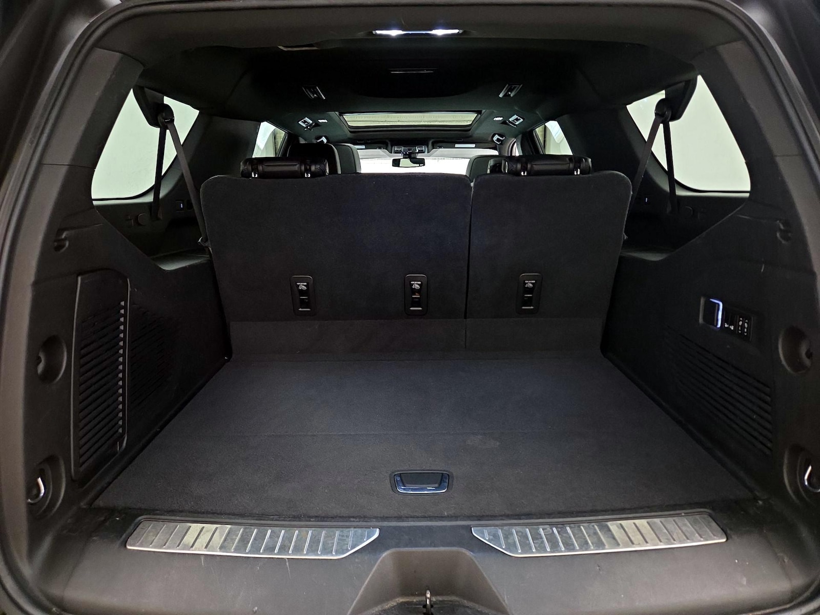 2021 GMC Yukon XL Denali - Photo 23