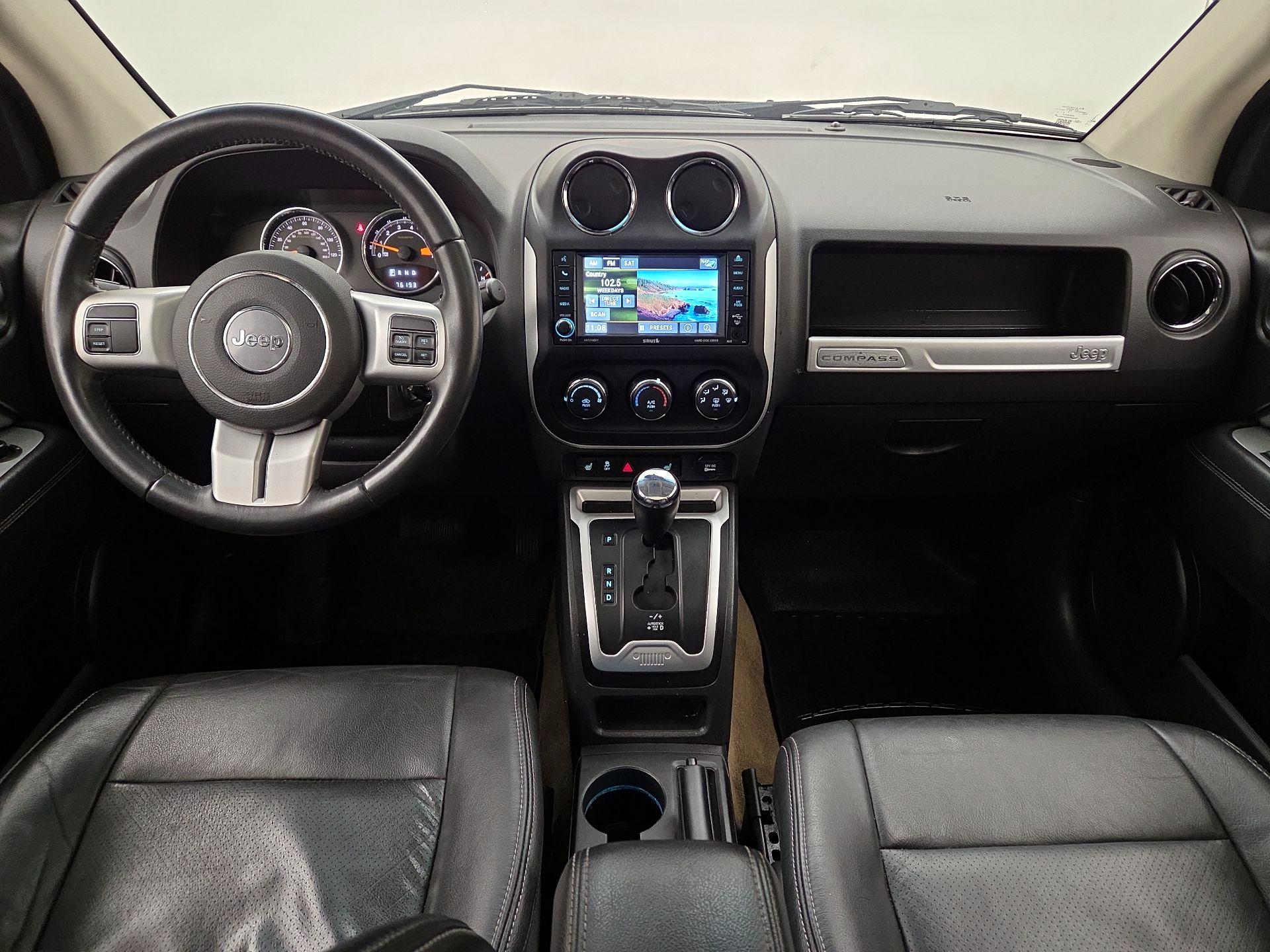 Thumbnail: 2017 Jeep Compass - 9