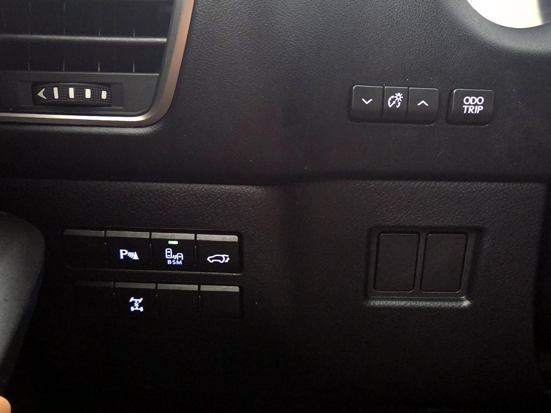 Thumbnail: 2016 Lexus NX - 13