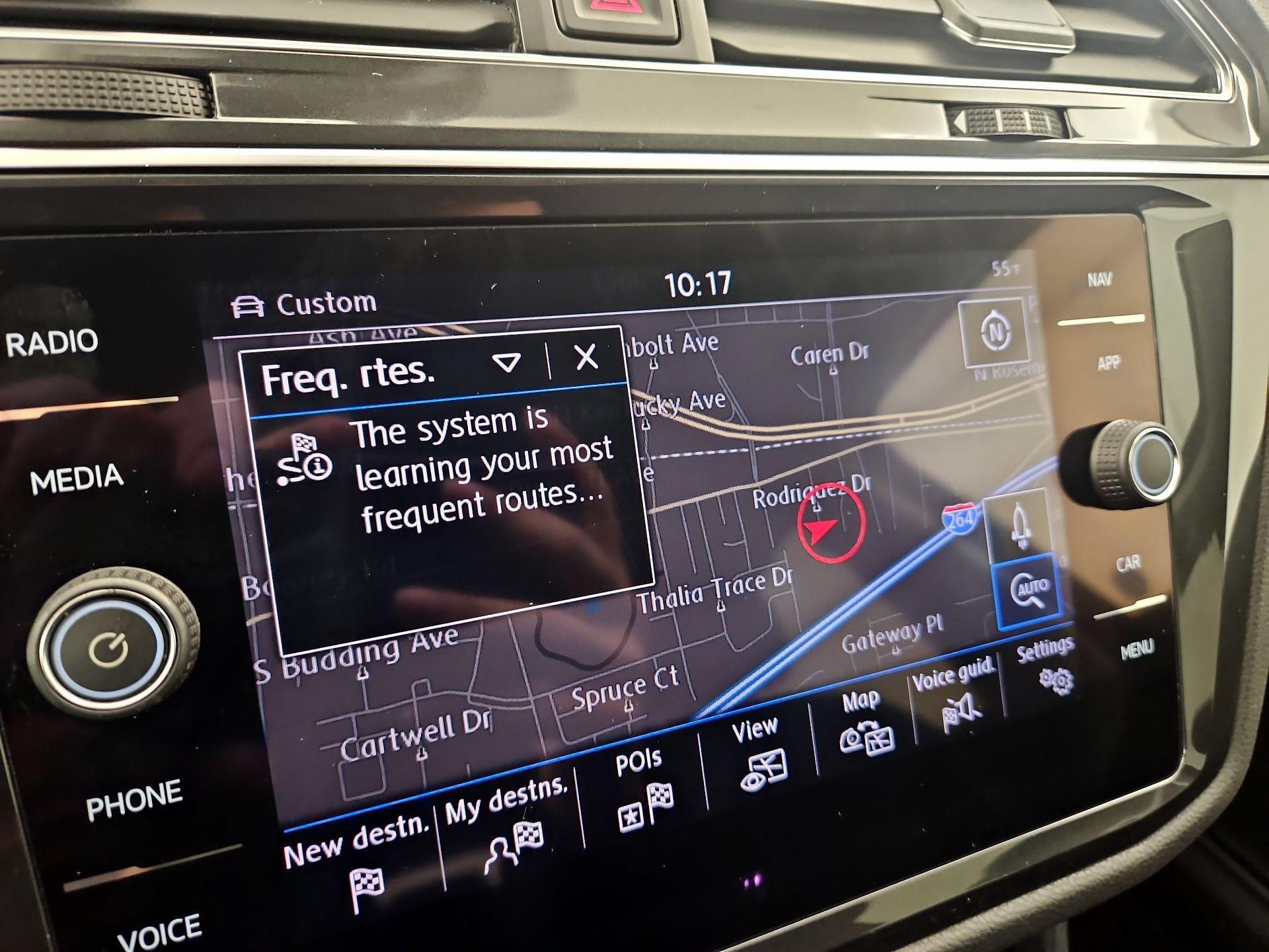 Thumbnail: 2018 Volkswagen Tiguan - 14