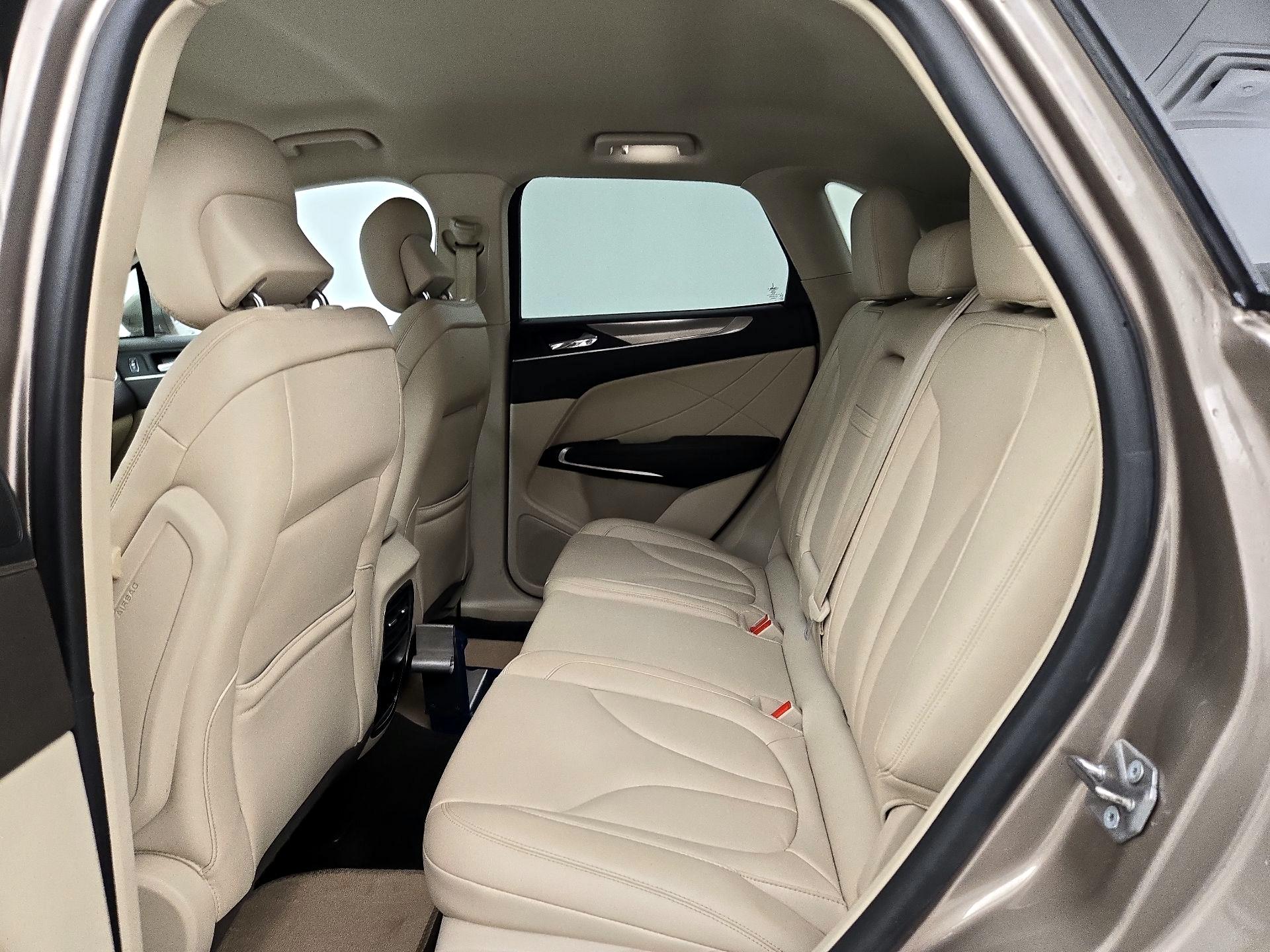 Thumbnail: 2019 Lincoln MKC - 19