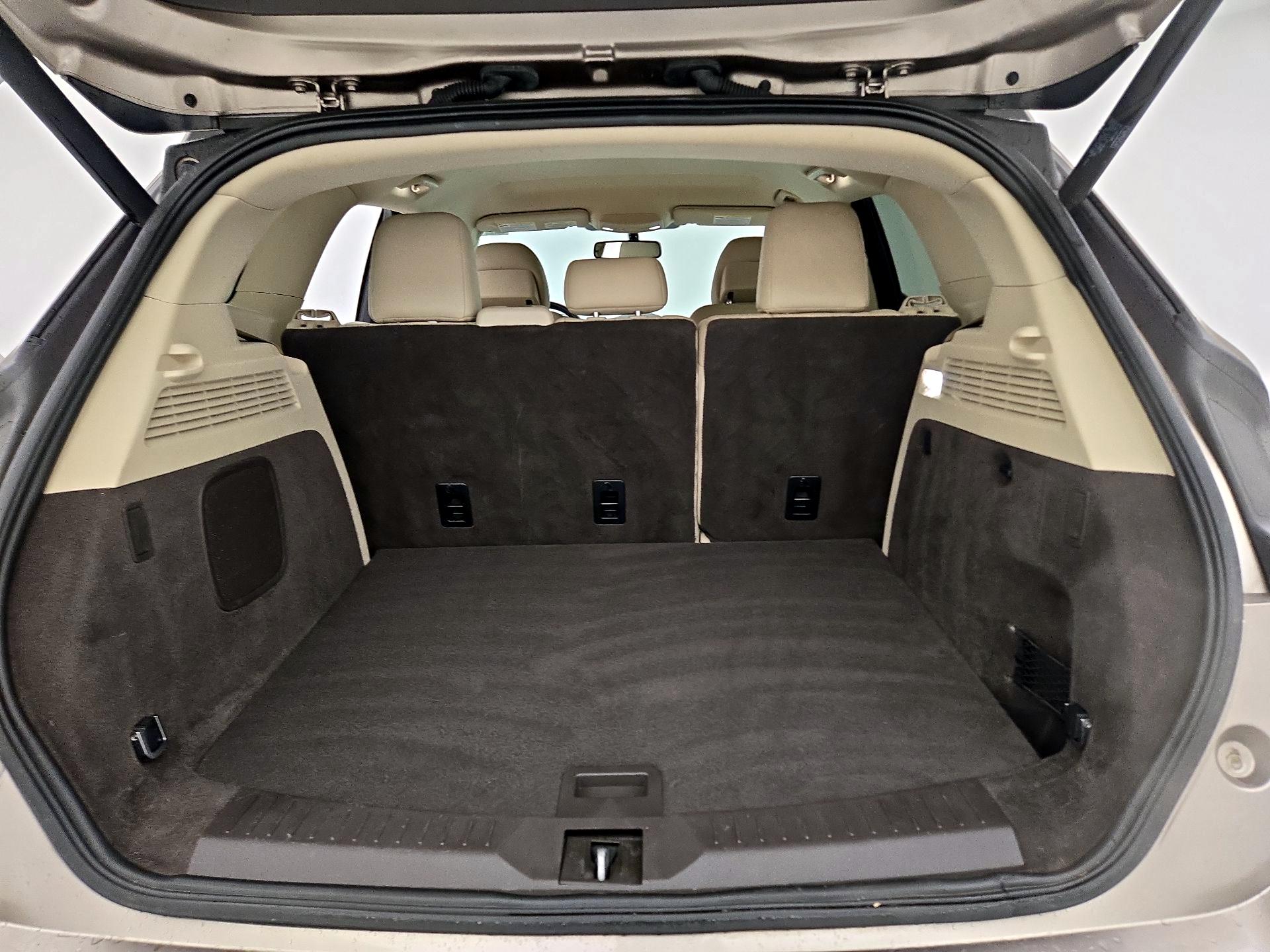 Thumbnail: 2019 Lincoln MKC - 20