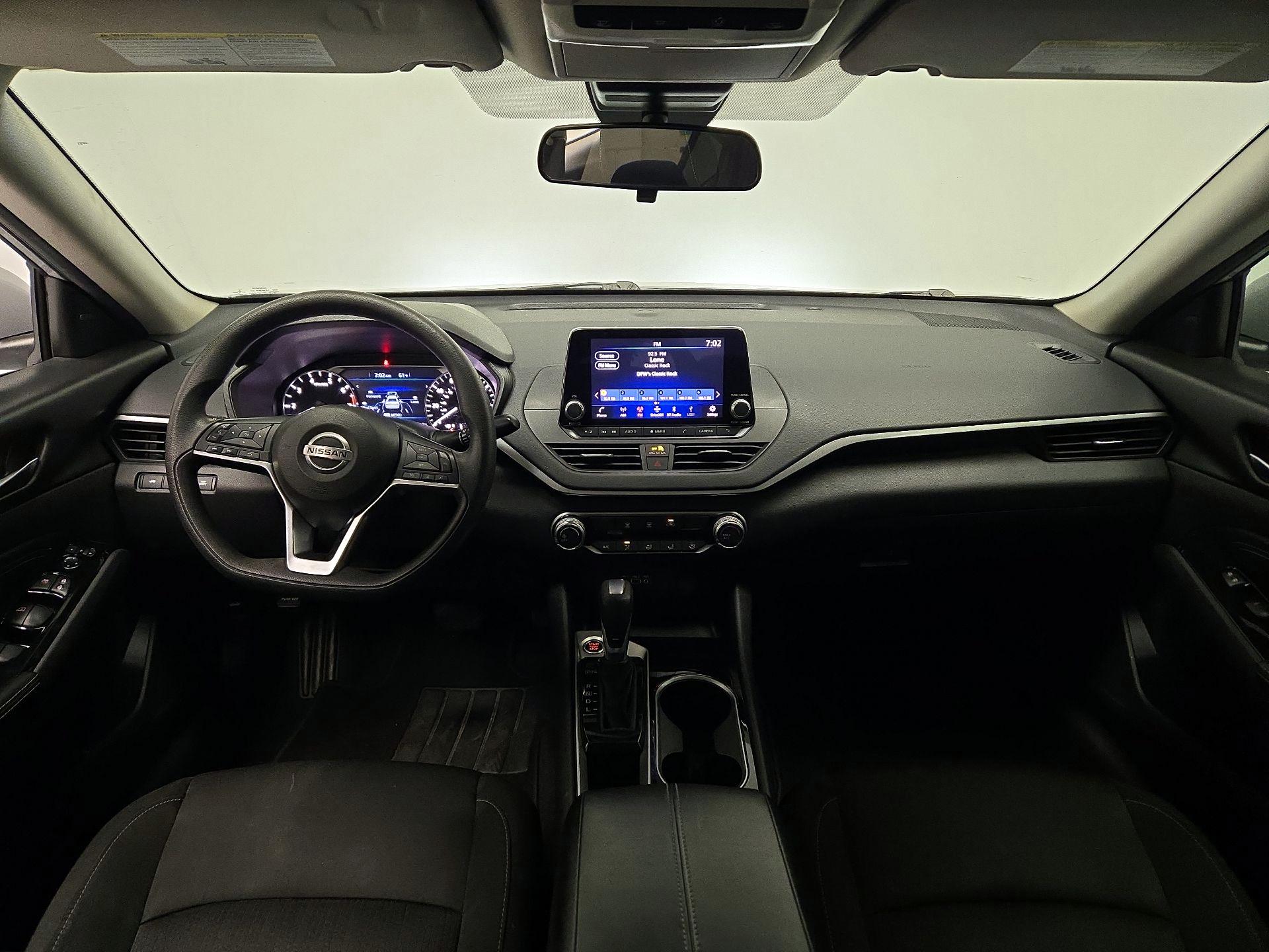 Thumbnail: 2021 Nissan Altima - 9