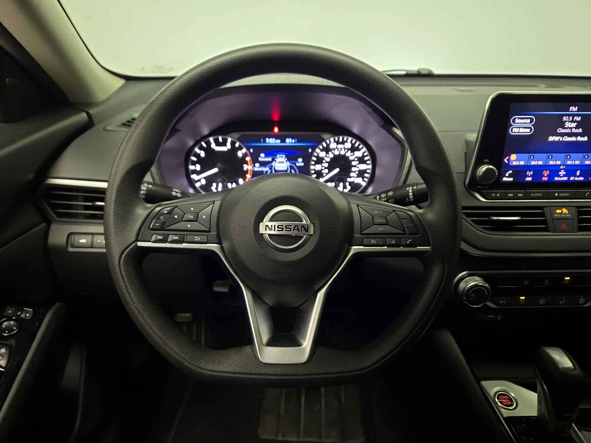 Thumbnail: 2021 Nissan Altima - 10