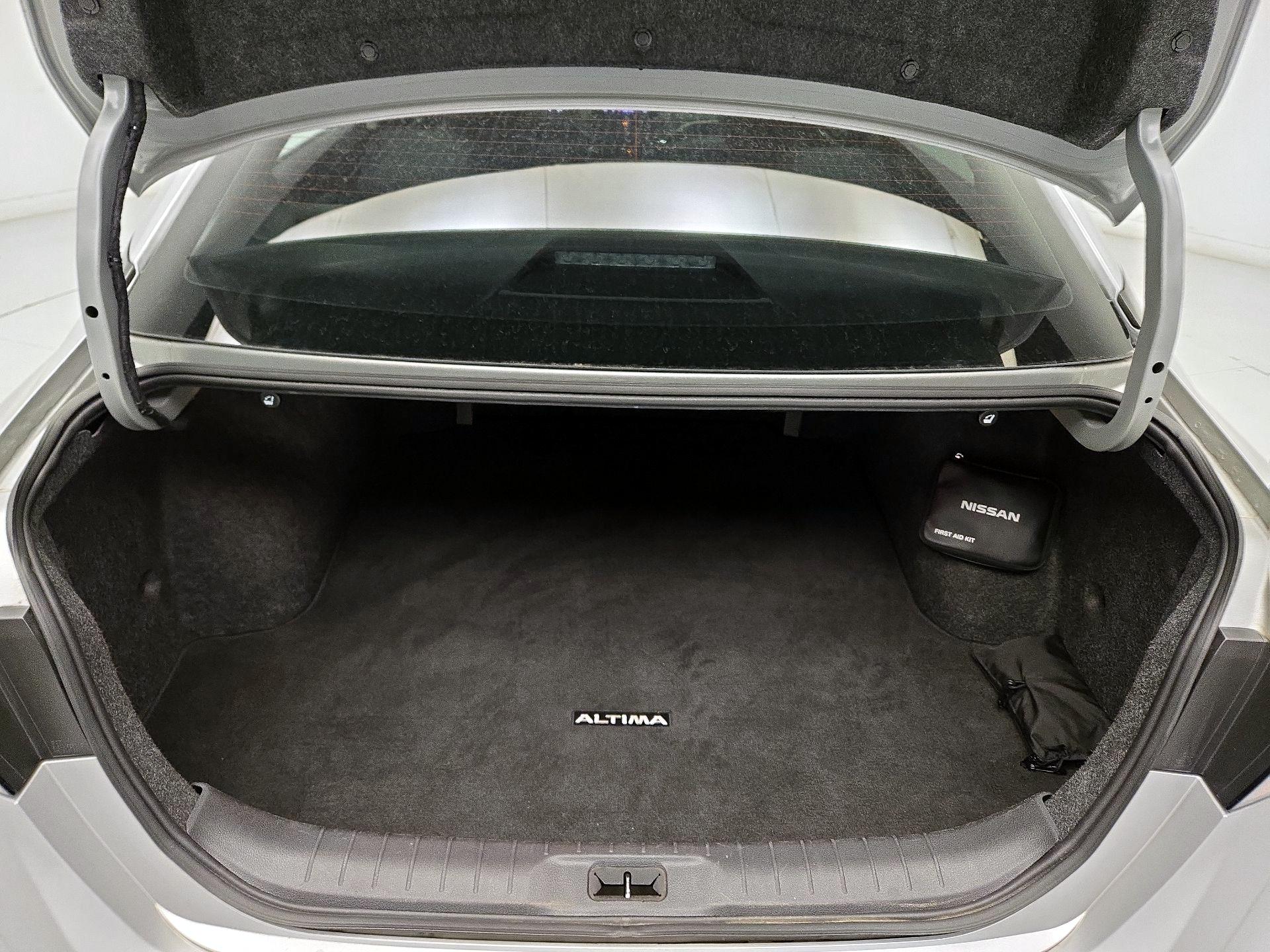 Thumbnail: 2021 Nissan Altima - 20