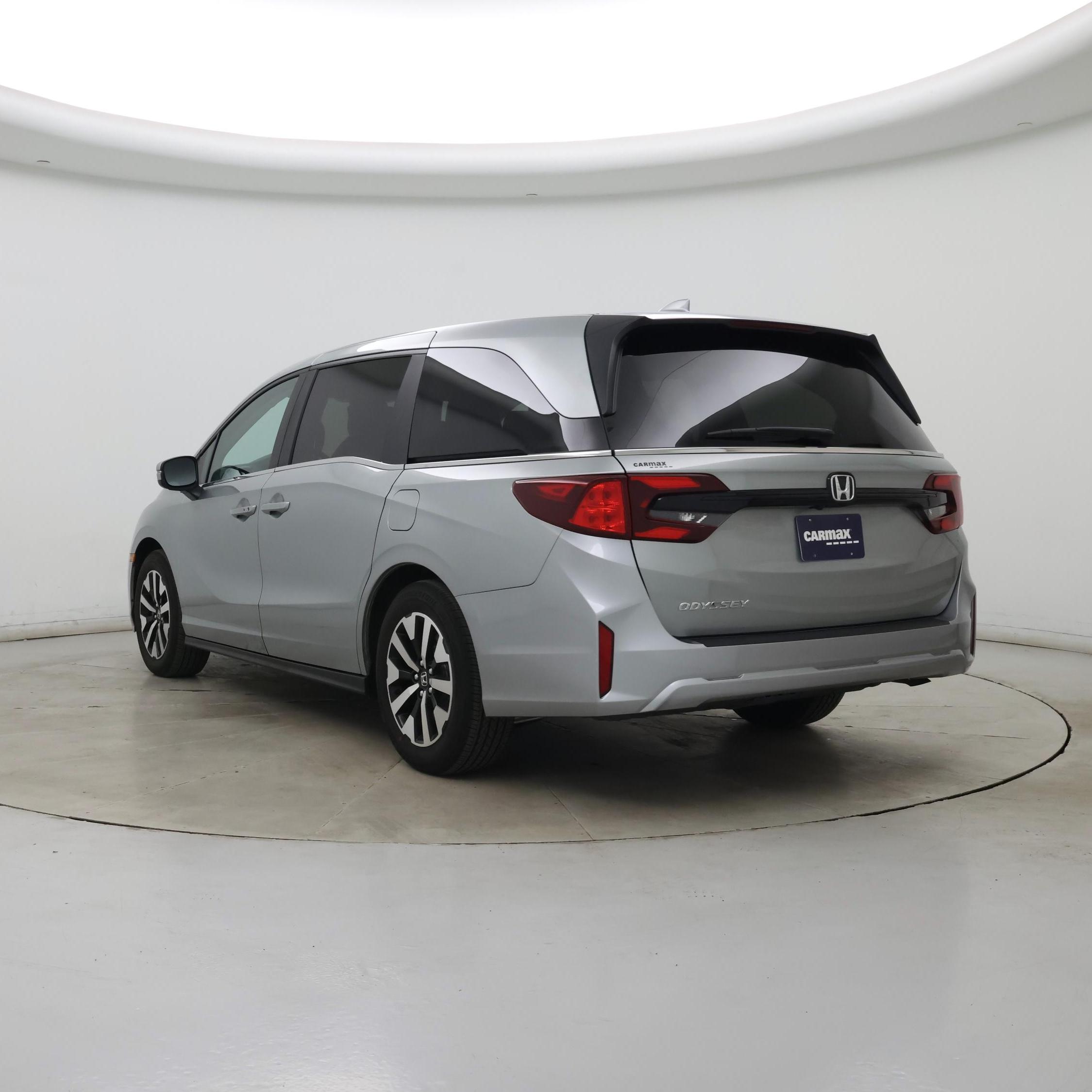 Thumbnail: 2025 Honda Odyssey - 2