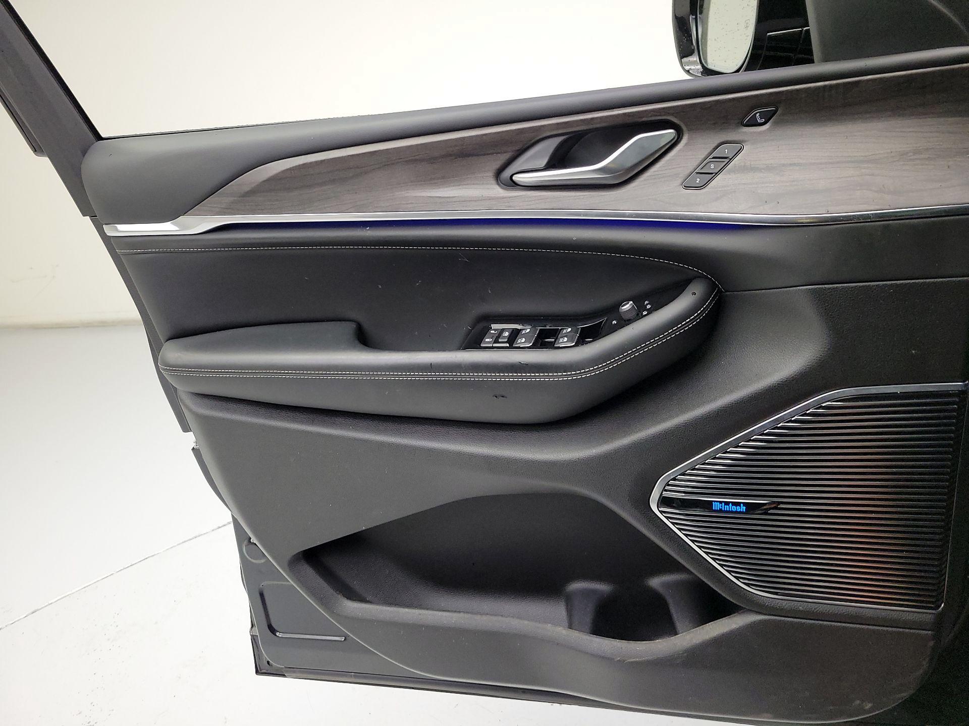 Thumbnail: 2024 Jeep Grand Cherokee - 10