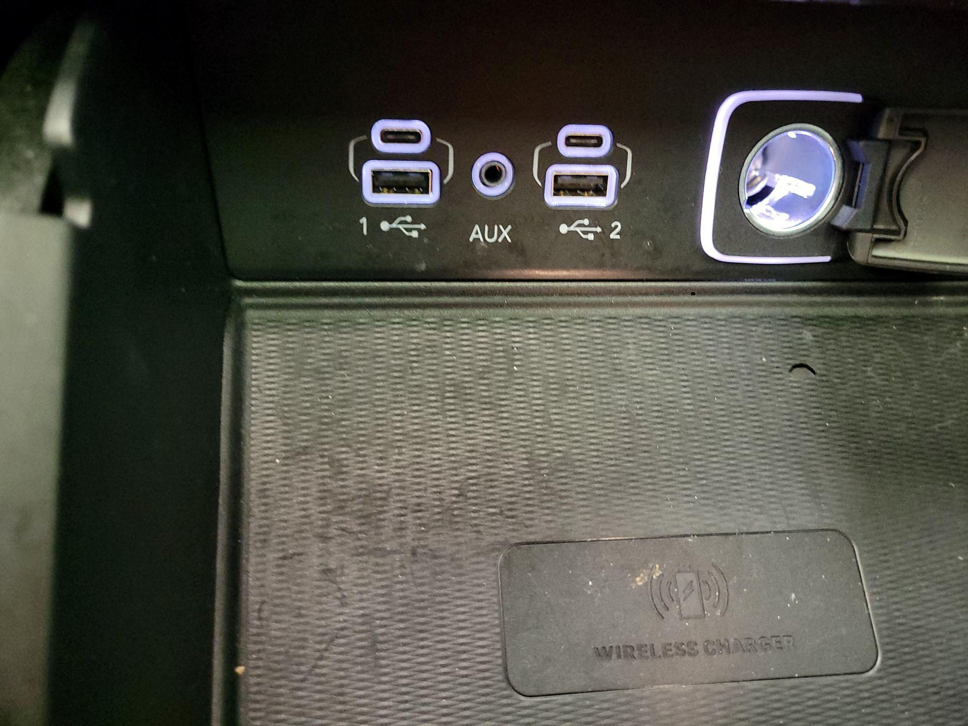 Thumbnail: 2024 Jeep Grand Cherokee - 16