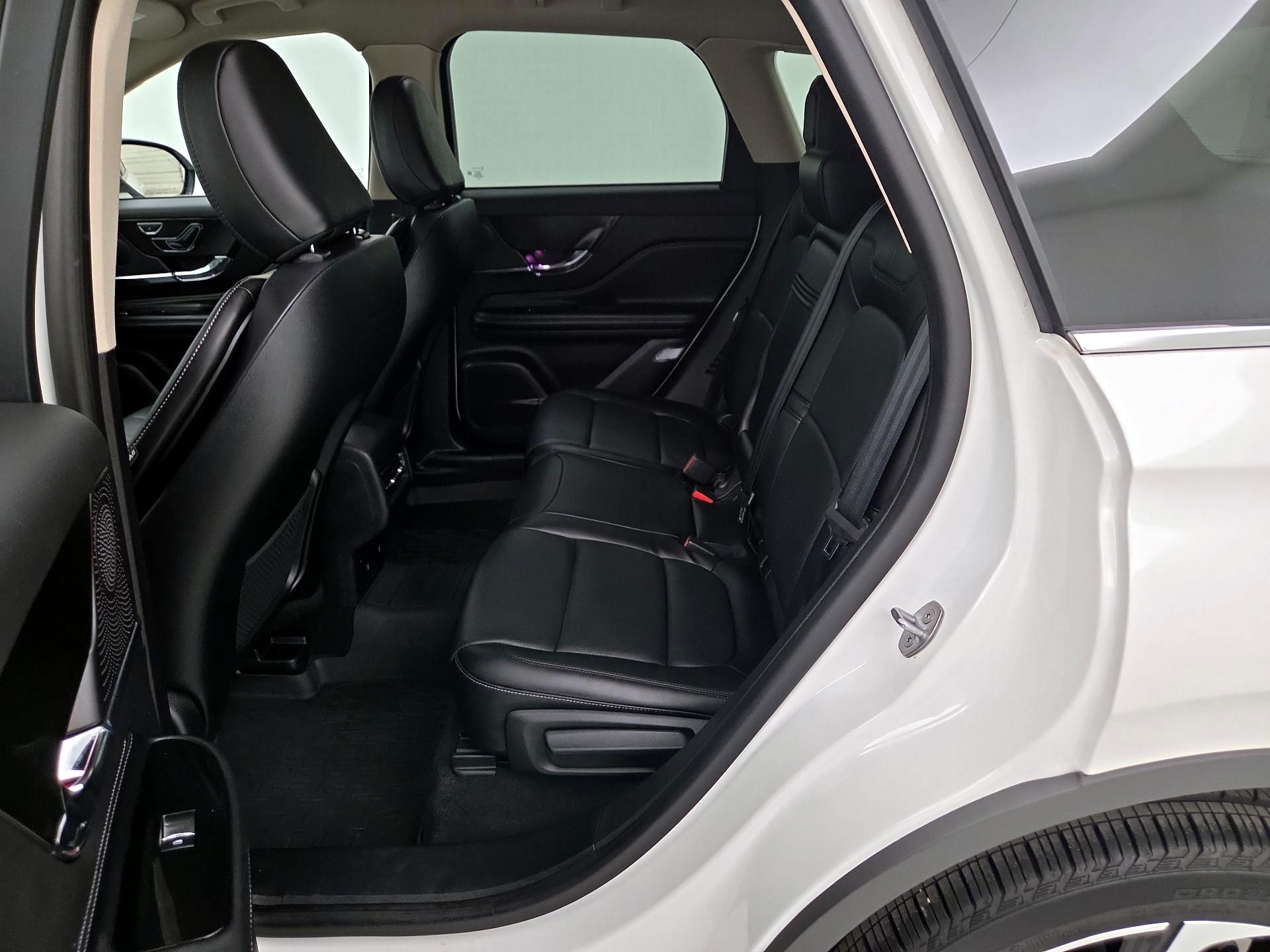 Thumbnail: 2023 Lincoln Corsair - 20