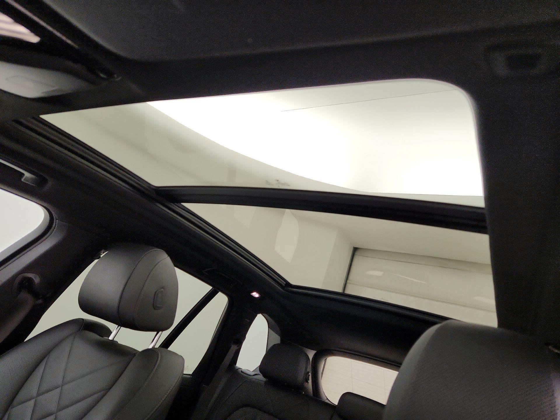 Thumbnail: 2023 BMW X5 - 18