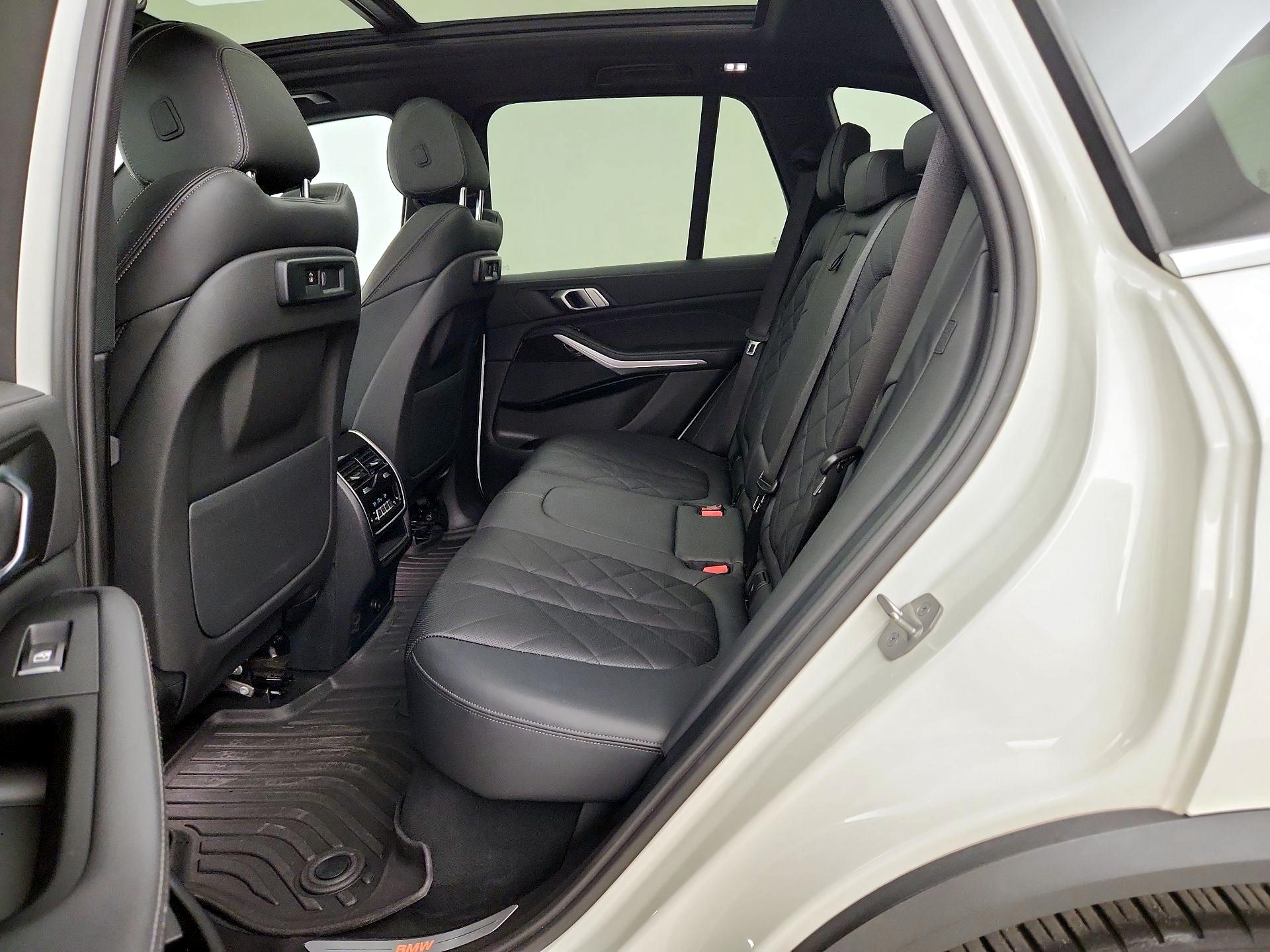 Thumbnail: 2023 BMW X5 - 19