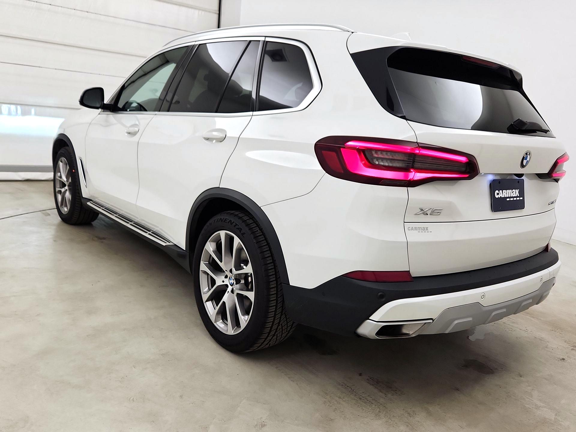 Thumbnail: 2023 BMW X5 - 7