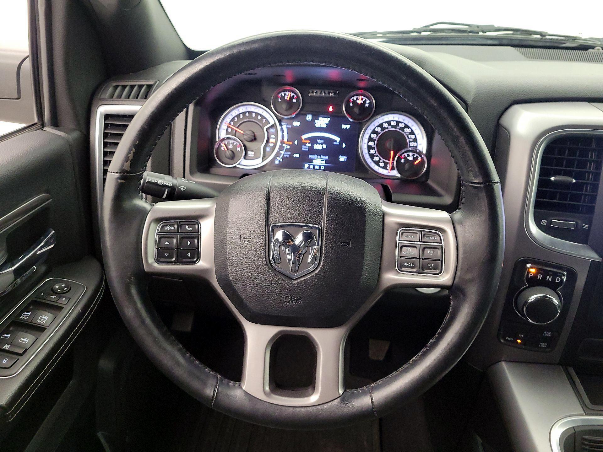 Thumbnail: 2022 RAM 1500 Classic - 10