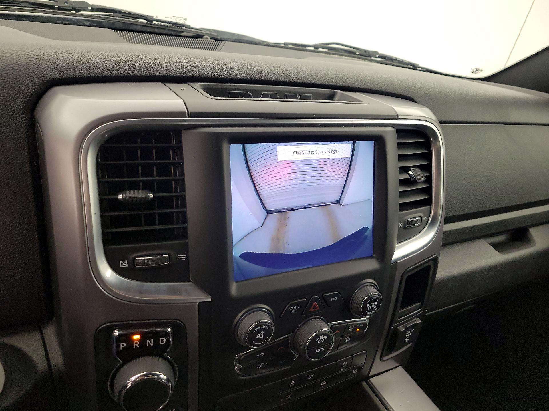 Thumbnail: 2022 RAM 1500 Classic - 14