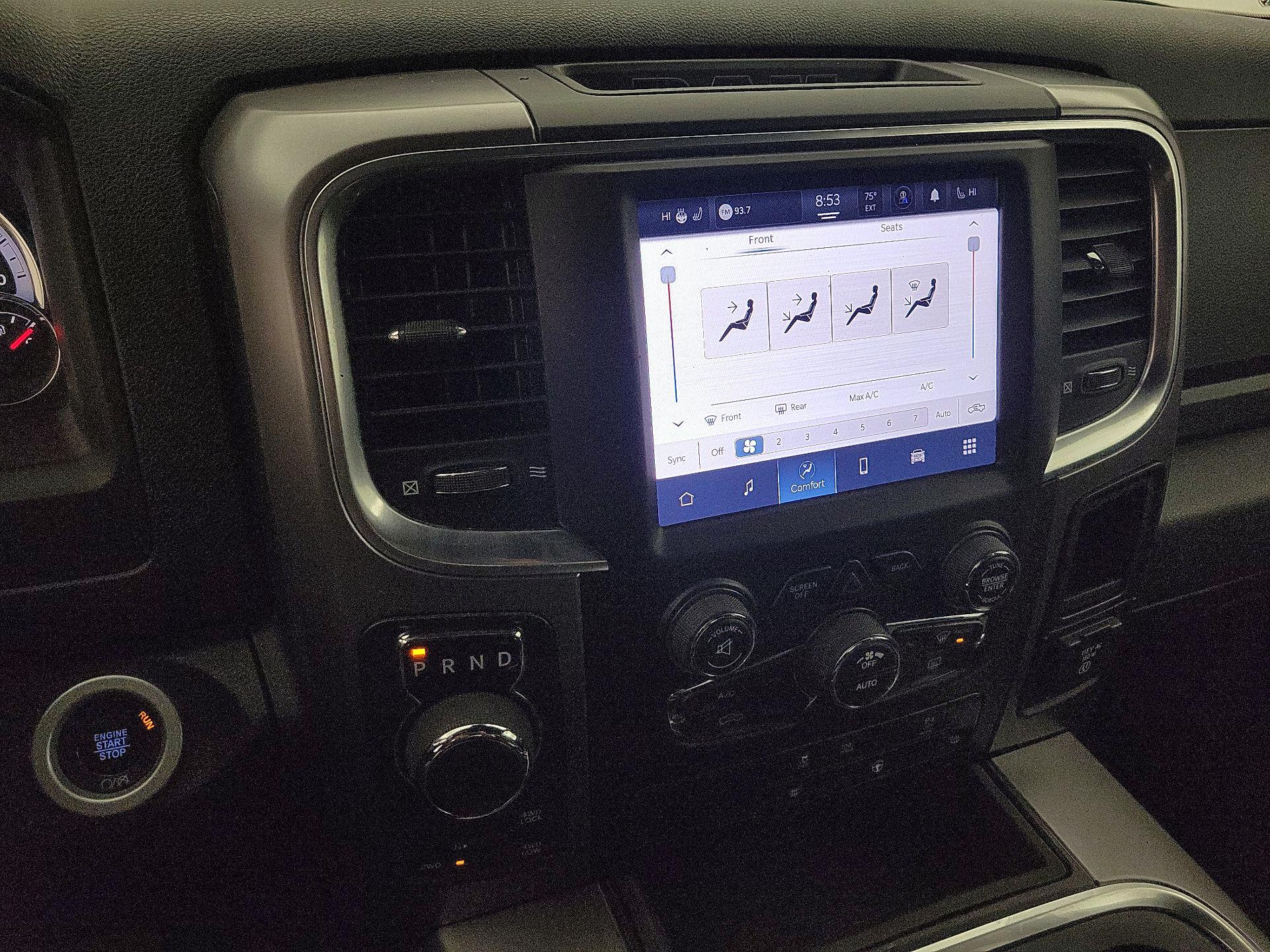 Thumbnail: 2022 RAM 1500 Classic - 16