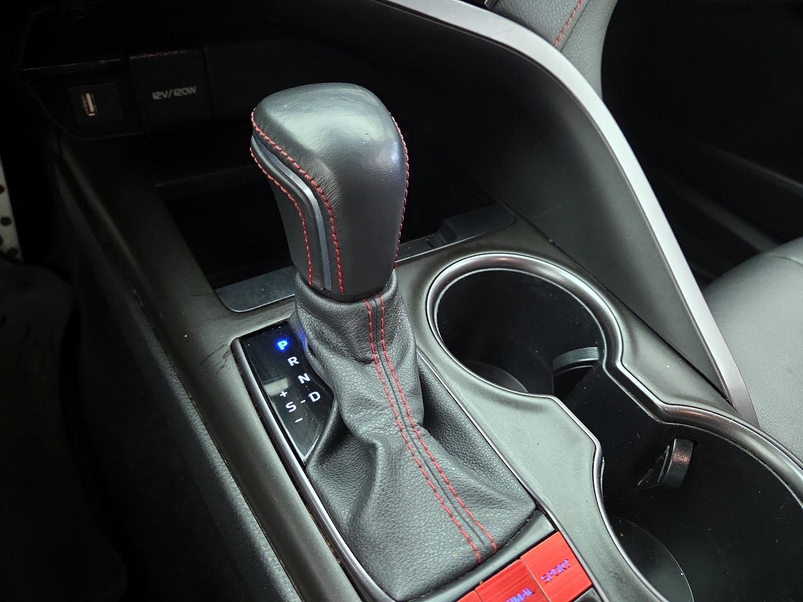2023 Toyota Camry TRD - Photo 18