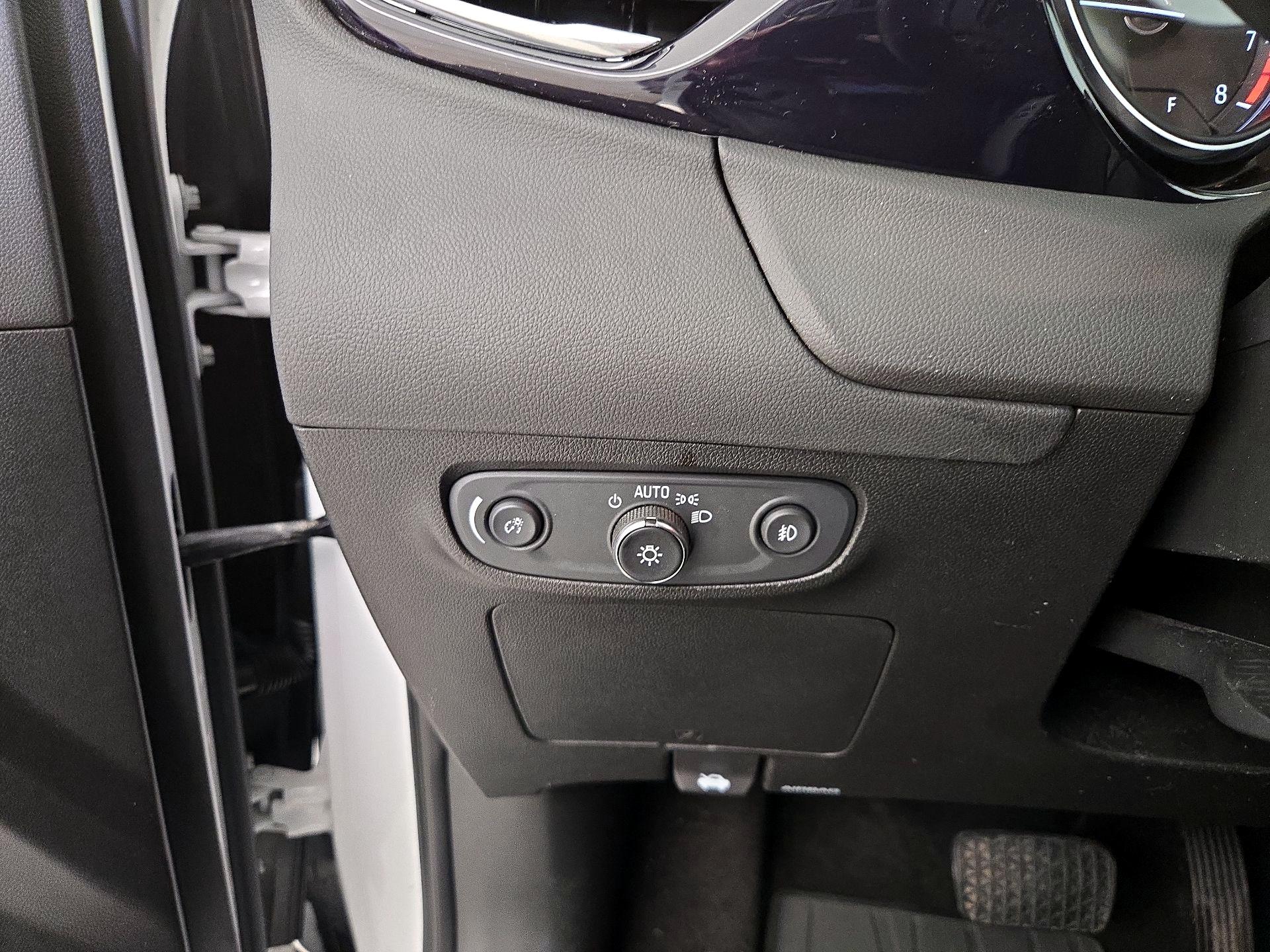 Thumbnail: 2023 Buick Encore GX - 13