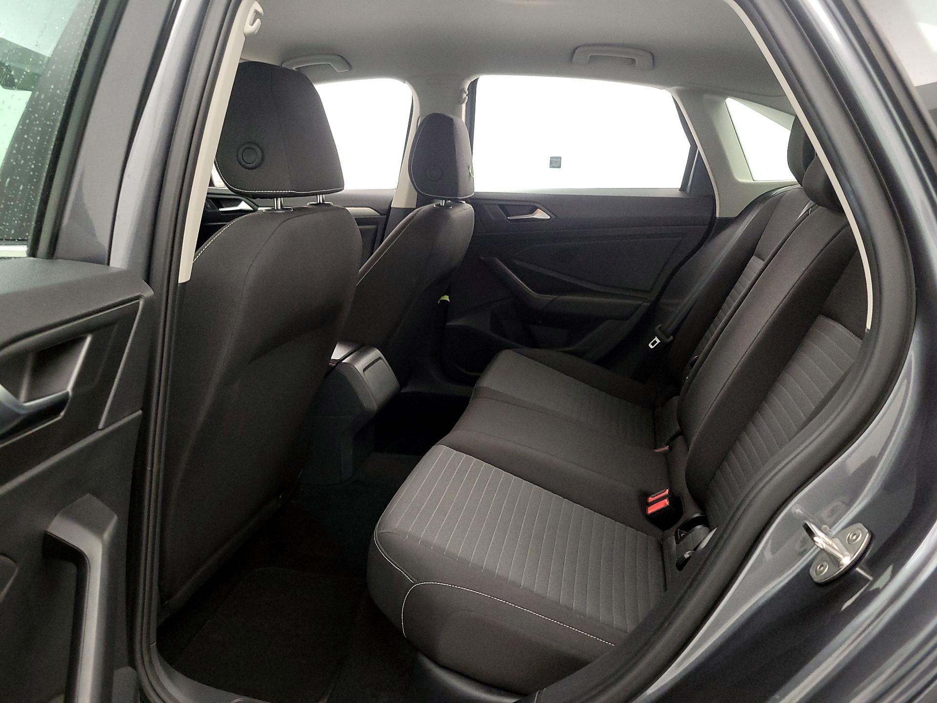 Thumbnail: 2024 Volkswagen Jetta - 19