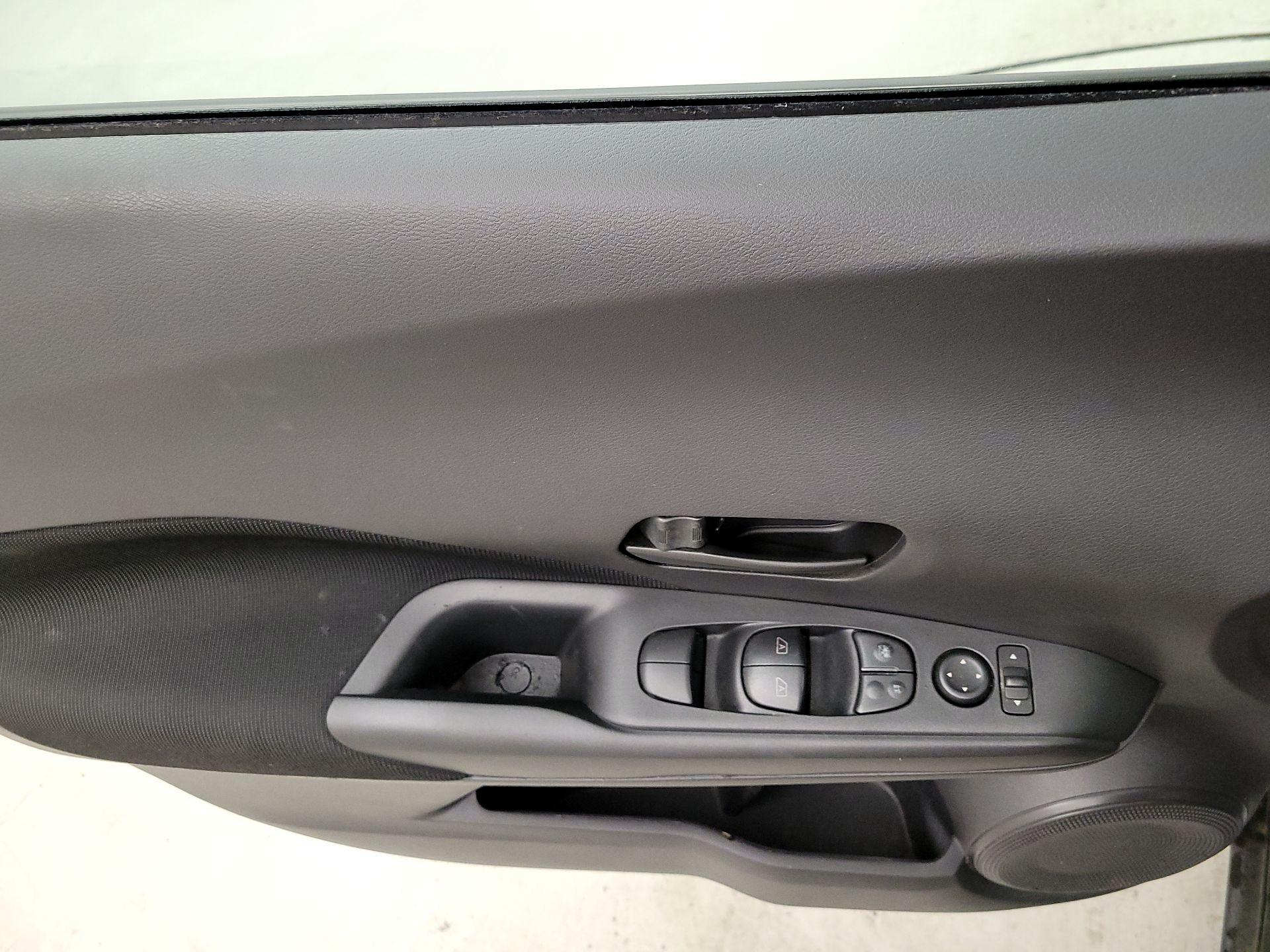 Thumbnail: 2024 Nissan Kicks - 12