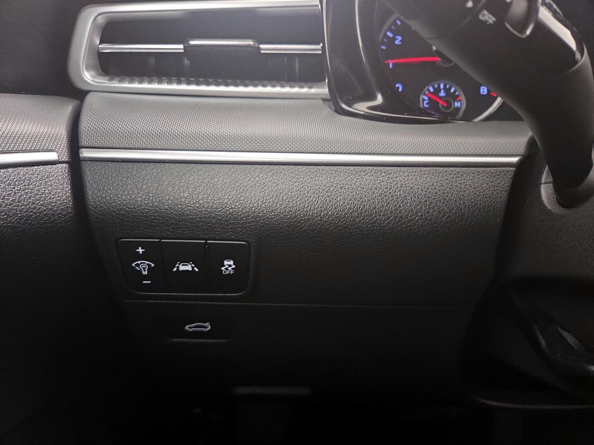 Thumbnail: 2022 Kia K5 - 13