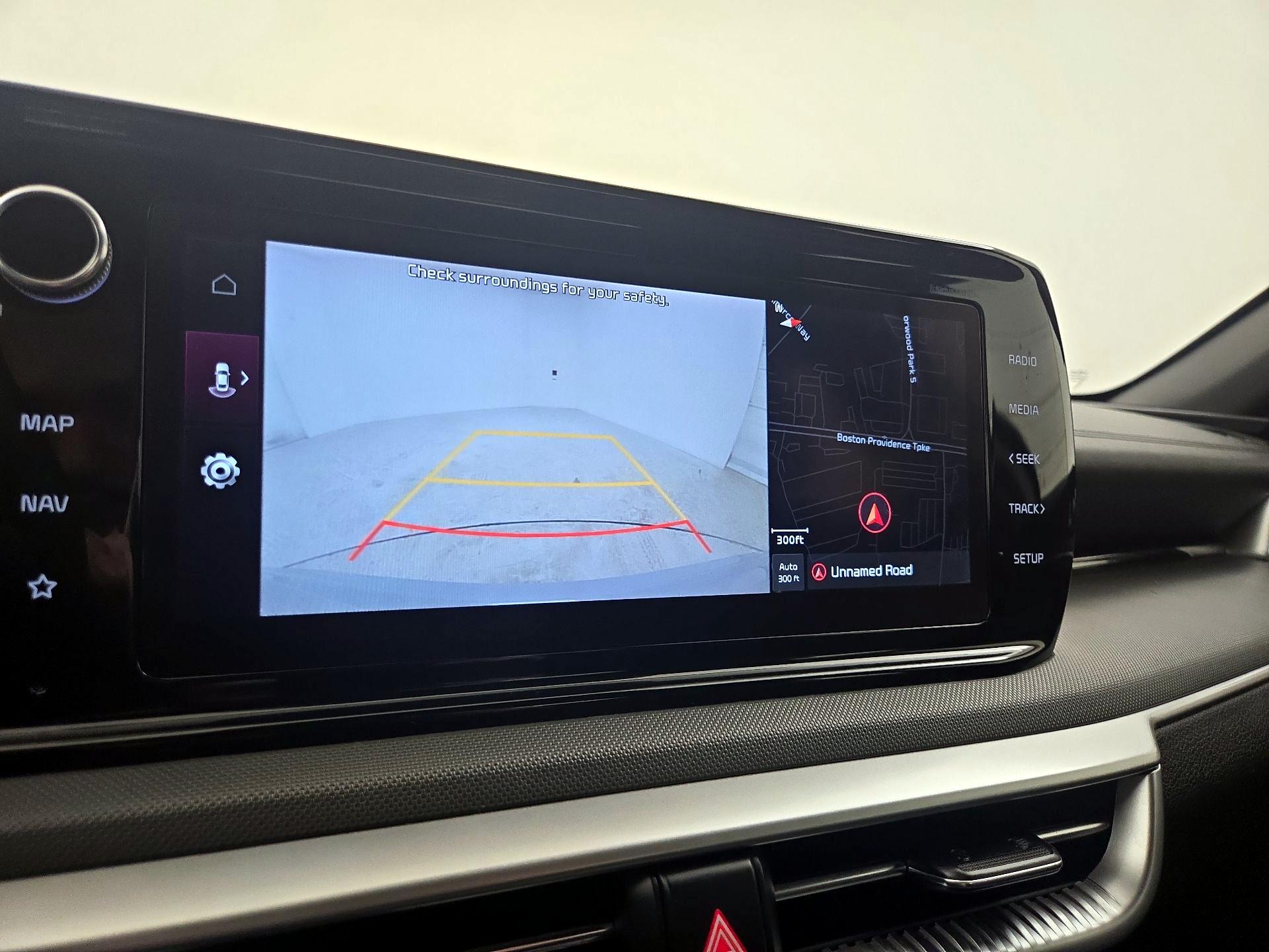 Thumbnail: 2022 Kia K5 - 15