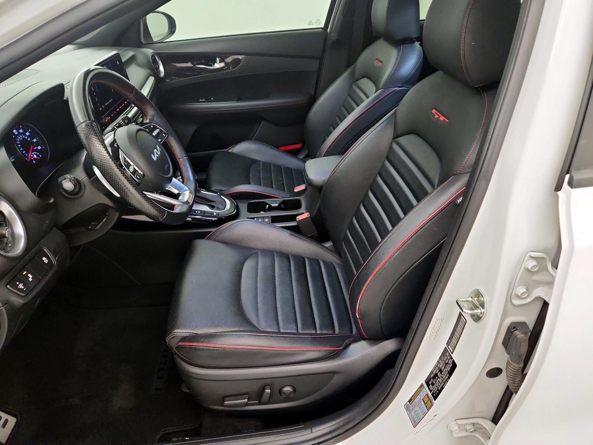 Thumbnail: 2023 Kia Forte - 11