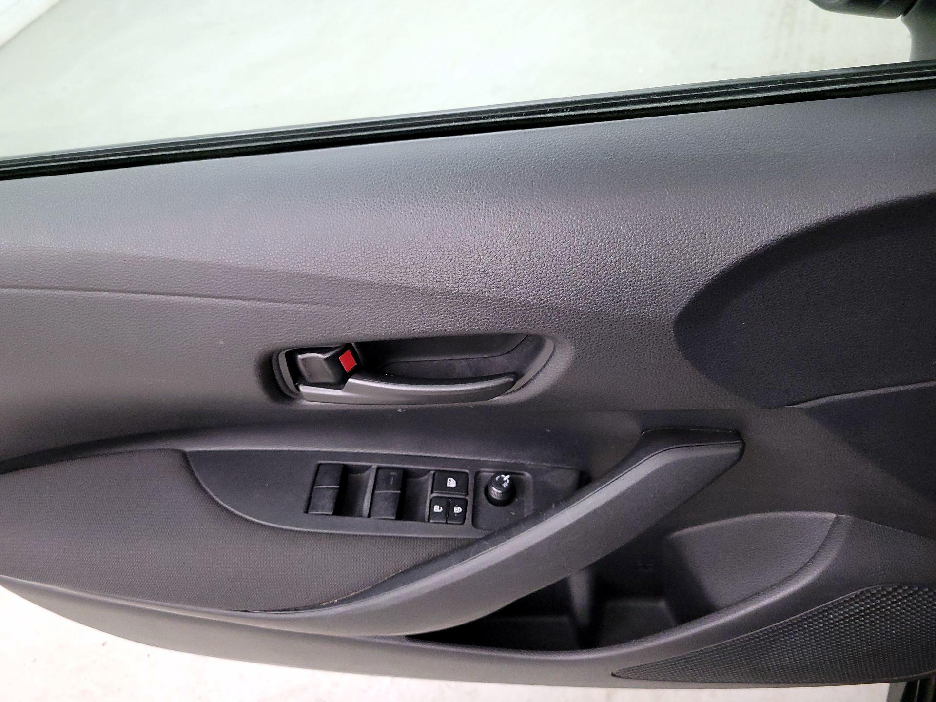 Thumbnail: 2025 Toyota Corolla - 12