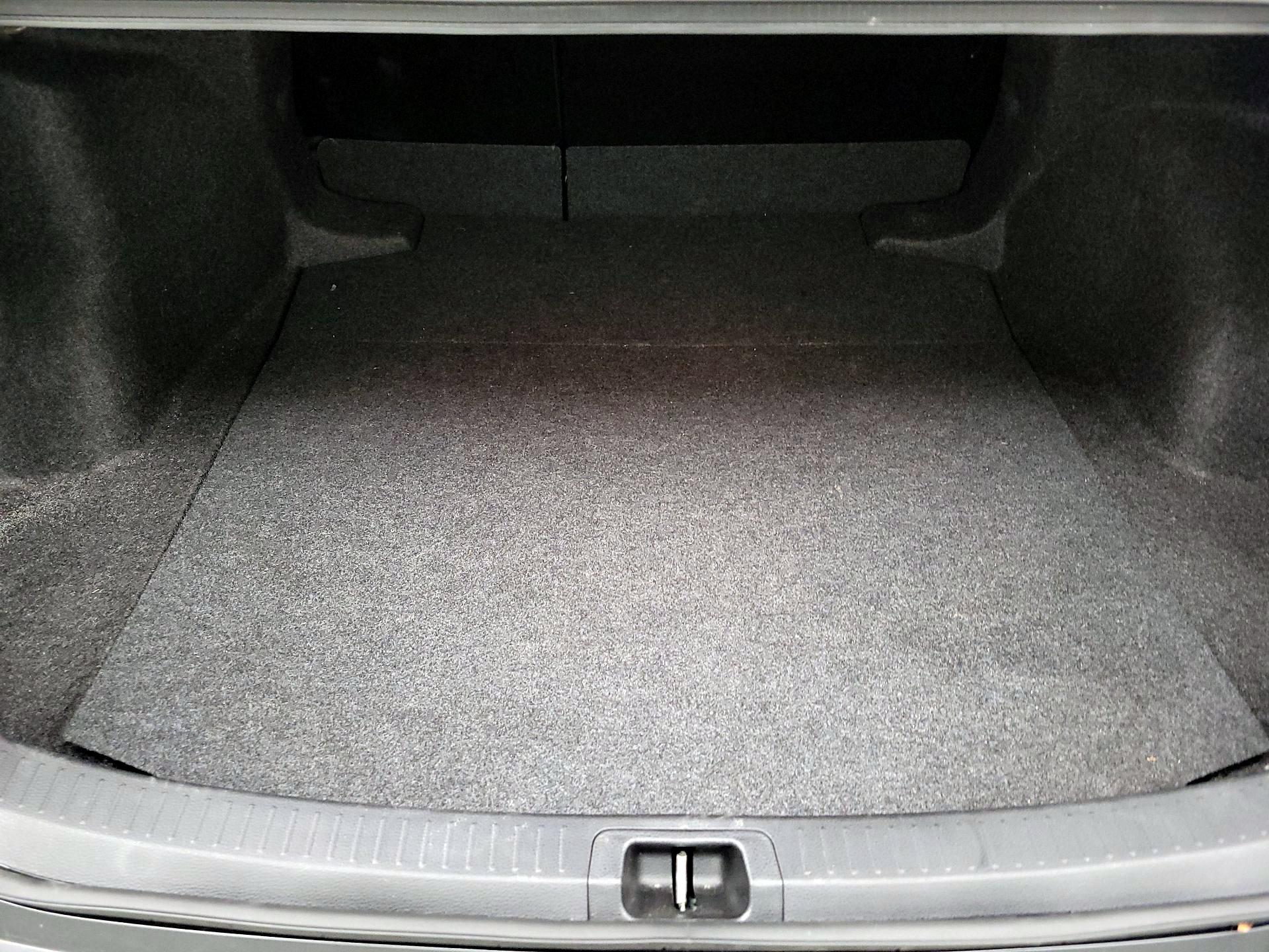 Thumbnail: 2025 Toyota Corolla - 20