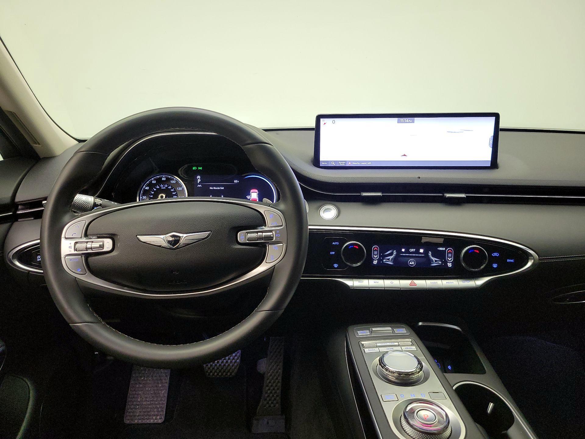 Thumbnail: 2025 Genesis GV70 - 8