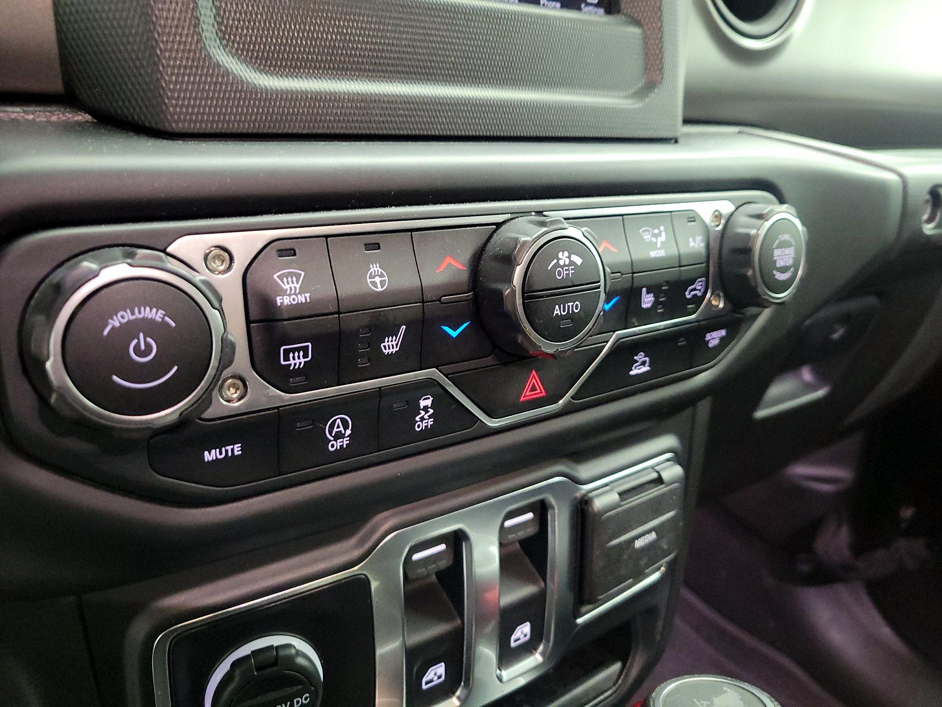 Thumbnail: 2023 Jeep Wrangler - 14