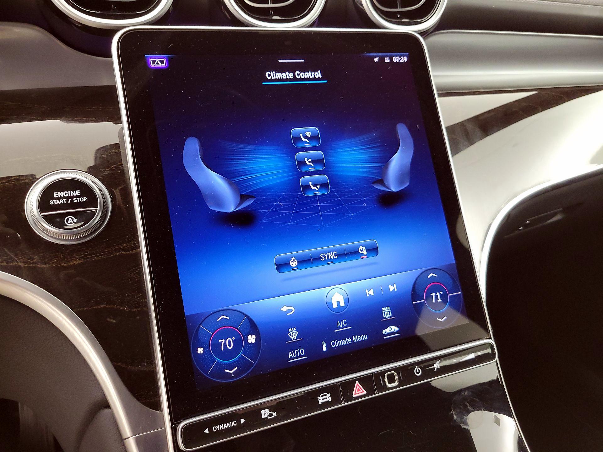 Thumbnail: 2024 Mercedes-Benz GLC - 16