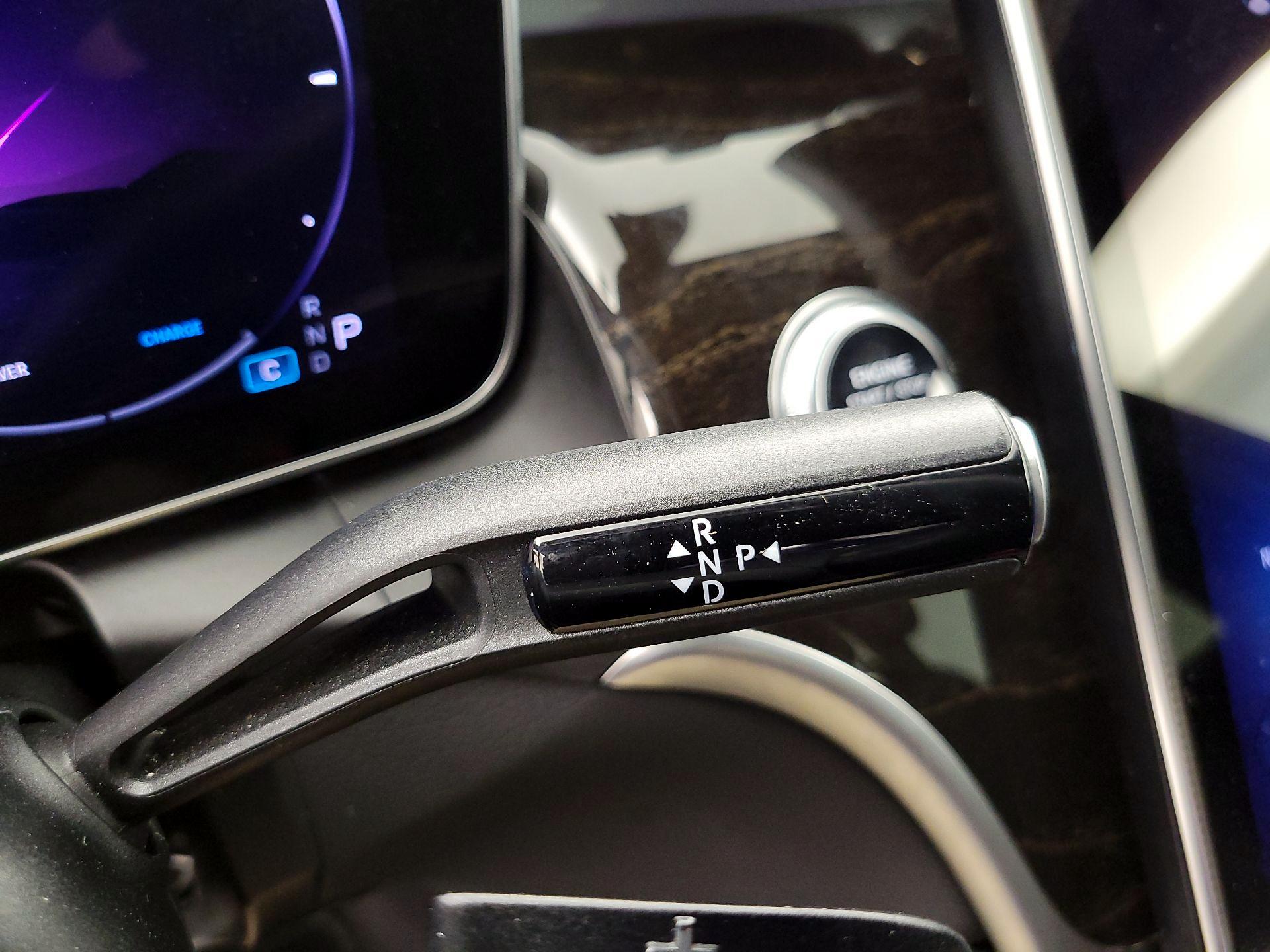 Thumbnail: 2024 Mercedes-Benz GLC - 17