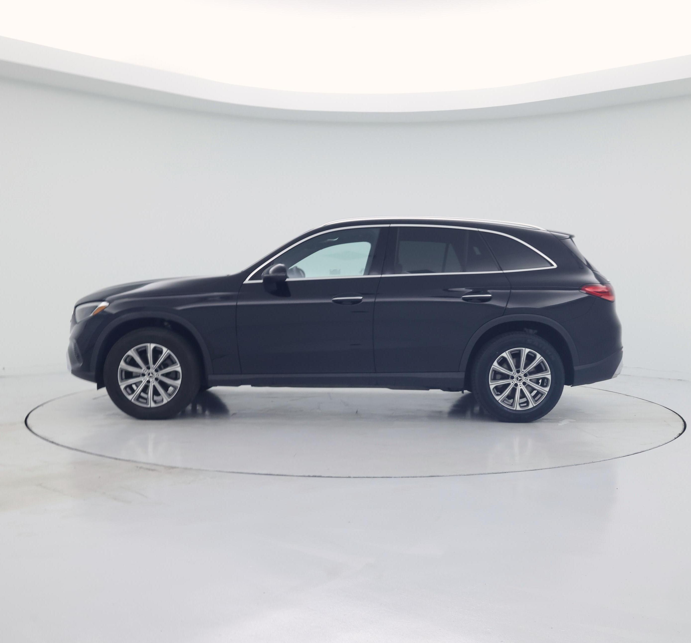 Thumbnail: 2024 Mercedes-Benz GLC - 3