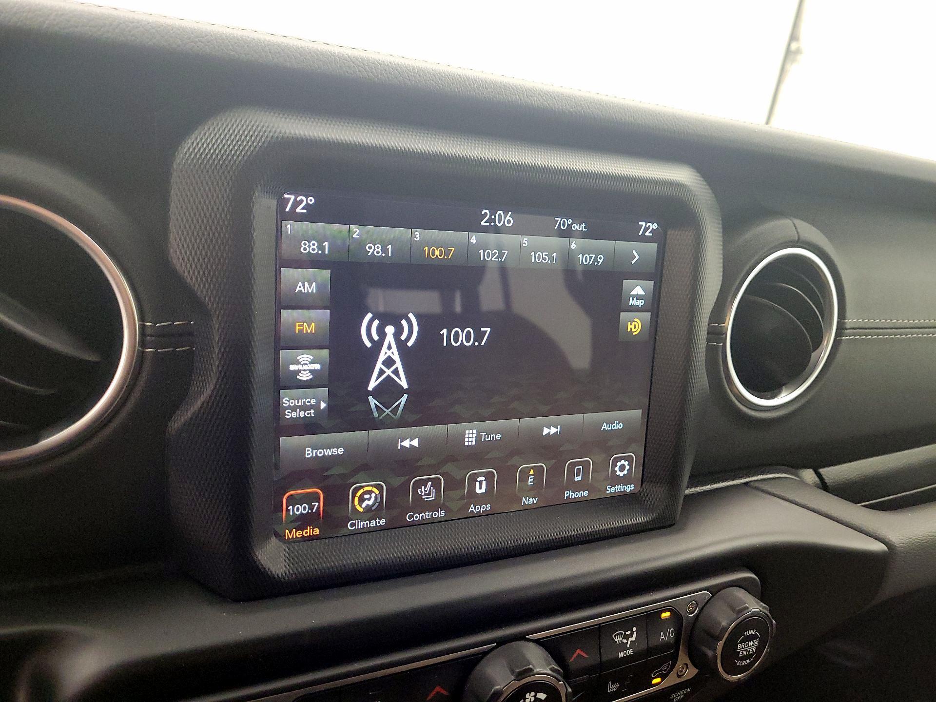 Thumbnail: 2021 Jeep Wrangler - 15