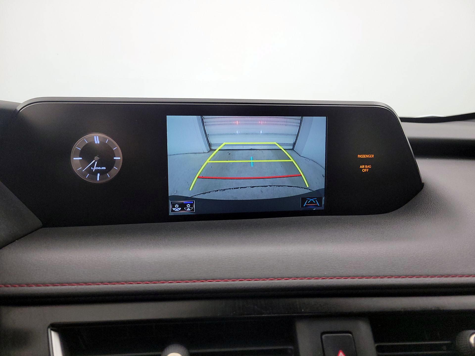 Thumbnail: 2022 Lexus UX - 14