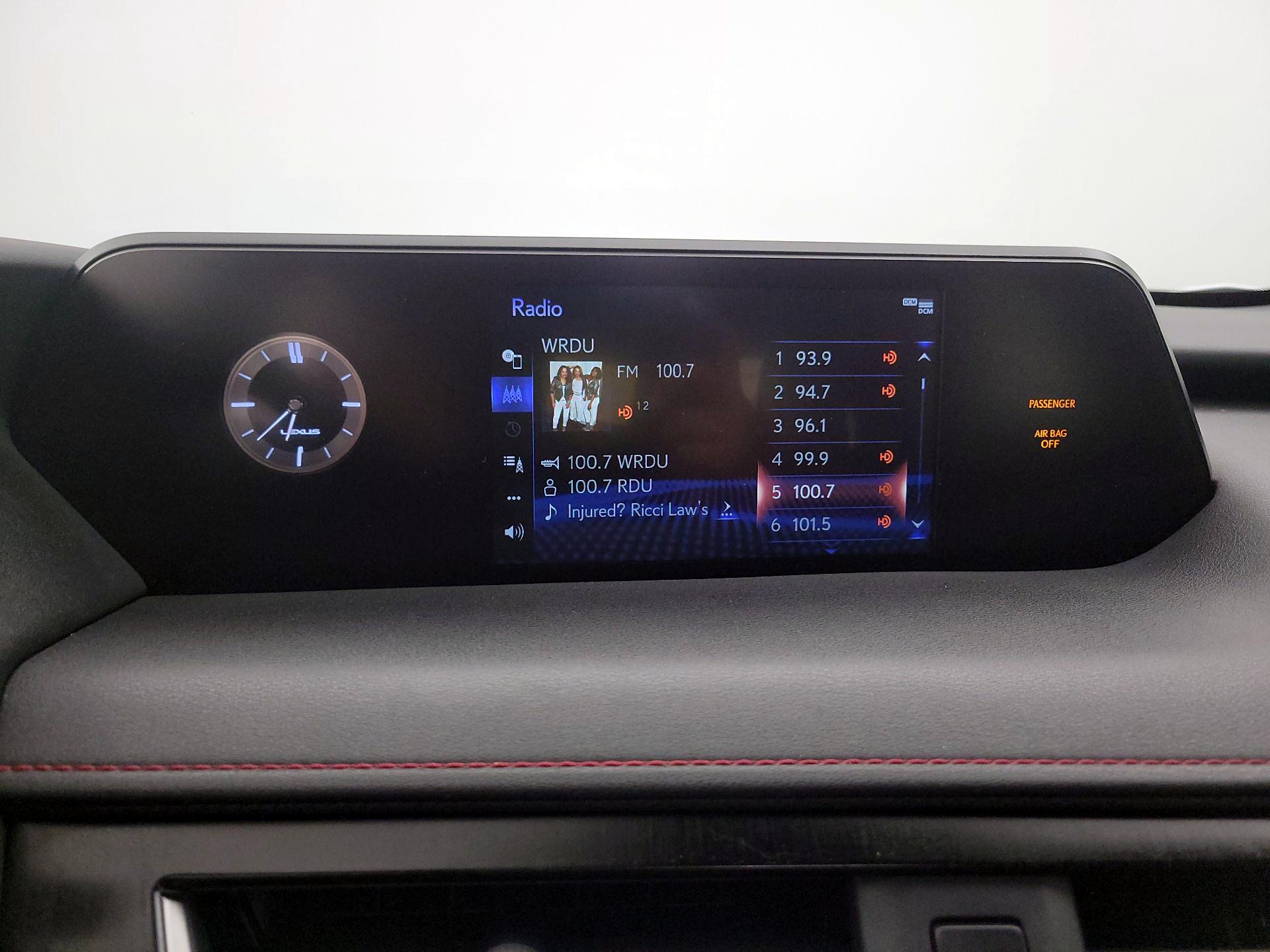 Thumbnail: 2022 Lexus UX - 15