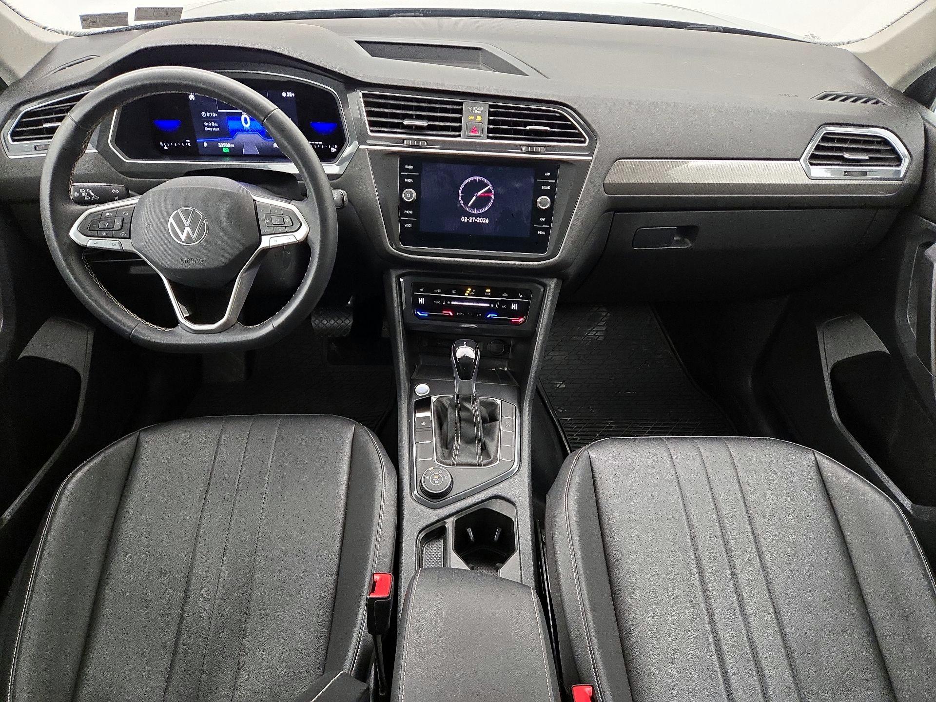 Thumbnail: 2022 Volkswagen Tiguan - 9