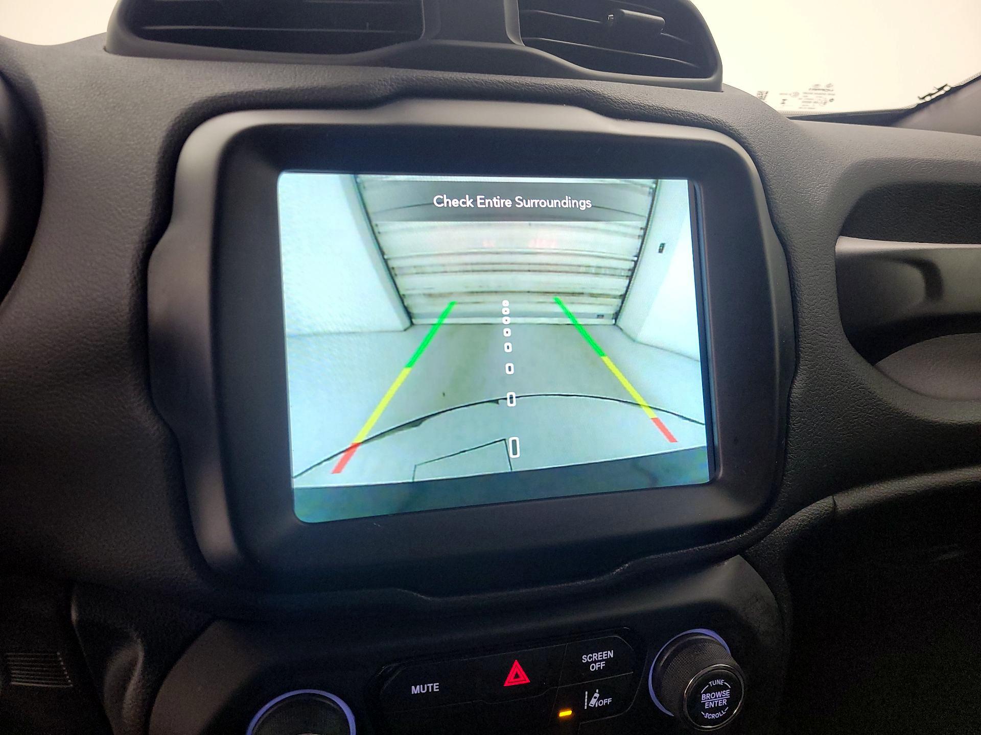 Thumbnail: 2023 Jeep Renegade - 15