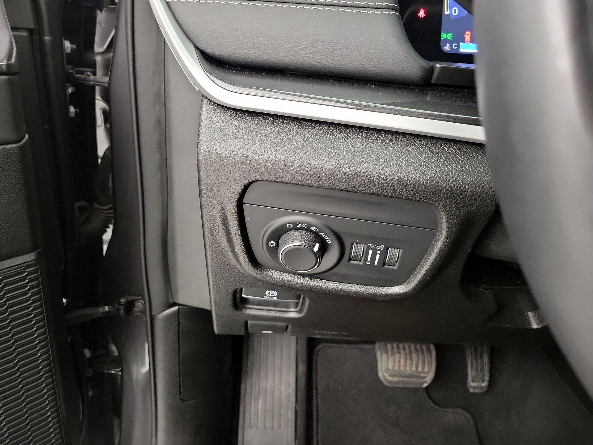 Thumbnail: 2023 Jeep Grand Cherokee L - 13