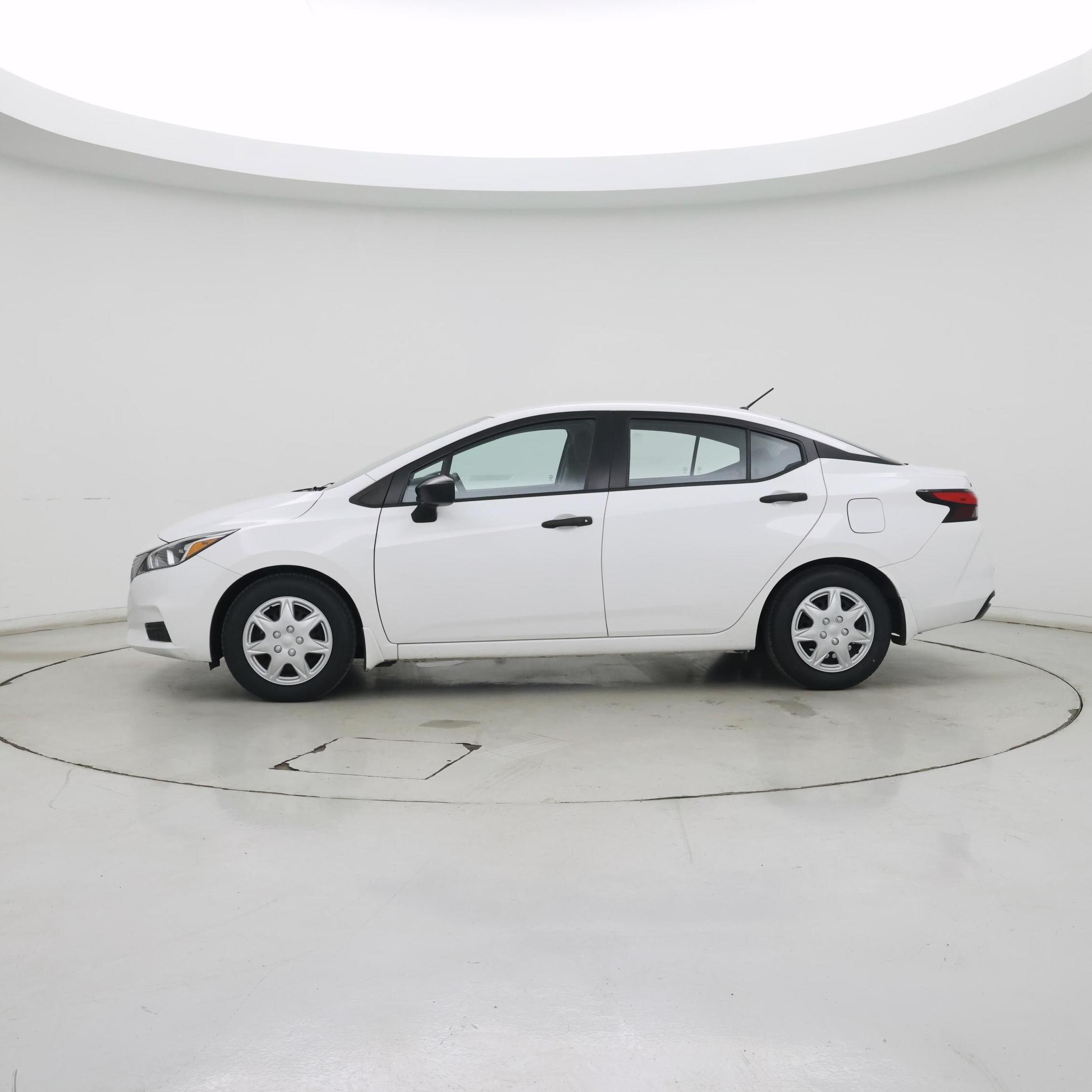 Thumbnail: 2021 Nissan Versa - 3
