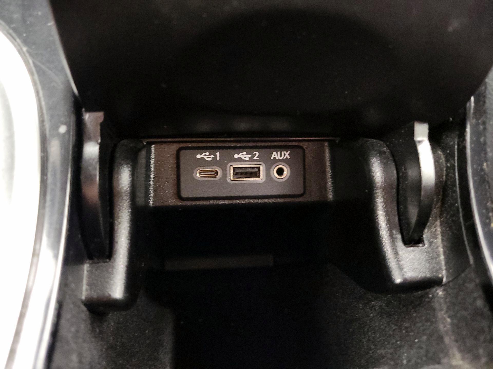 Thumbnail: 2023 Nissan Maxima - 19