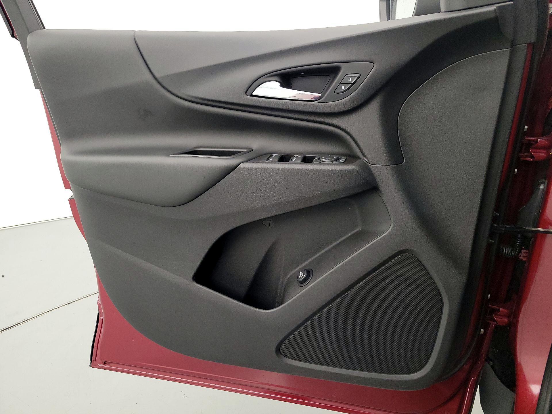 Thumbnail: 2020 Chevrolet Equinox - 12