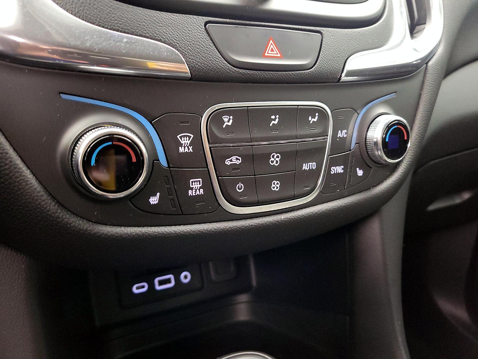 Thumbnail: 2020 Chevrolet Equinox - 16