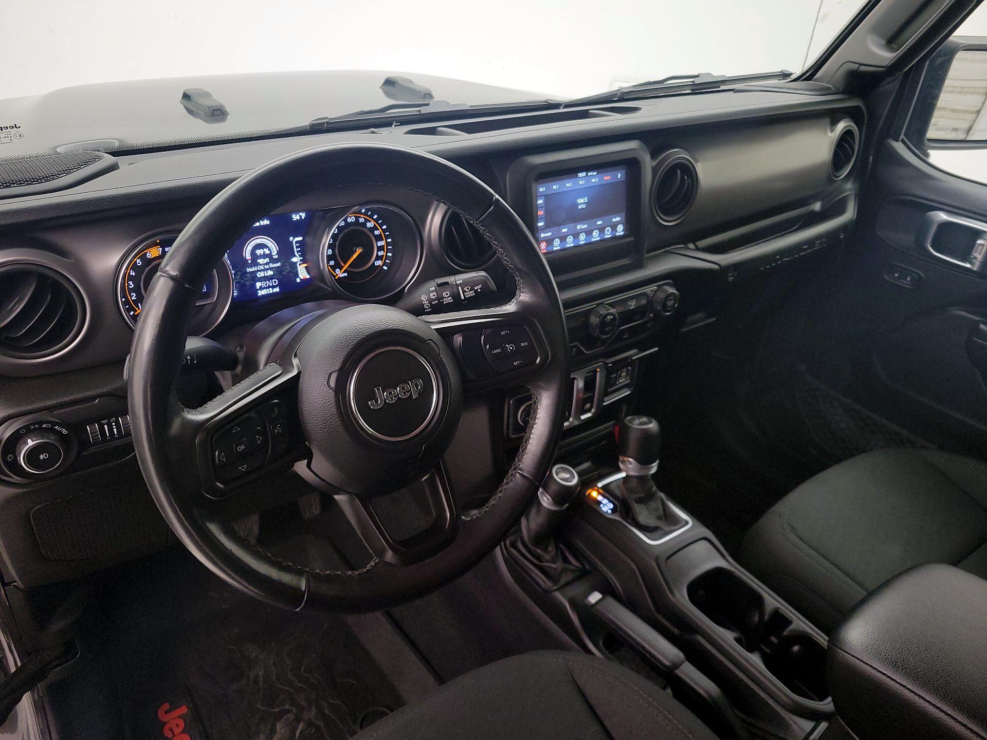 Thumbnail: 2021 Jeep Wrangler - 9