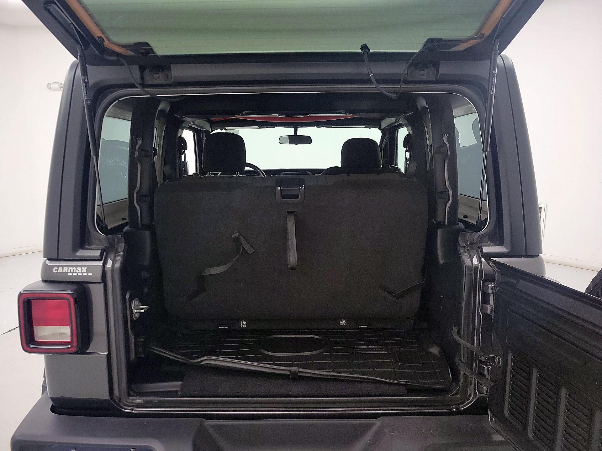 Thumbnail: 2021 Jeep Wrangler - 20