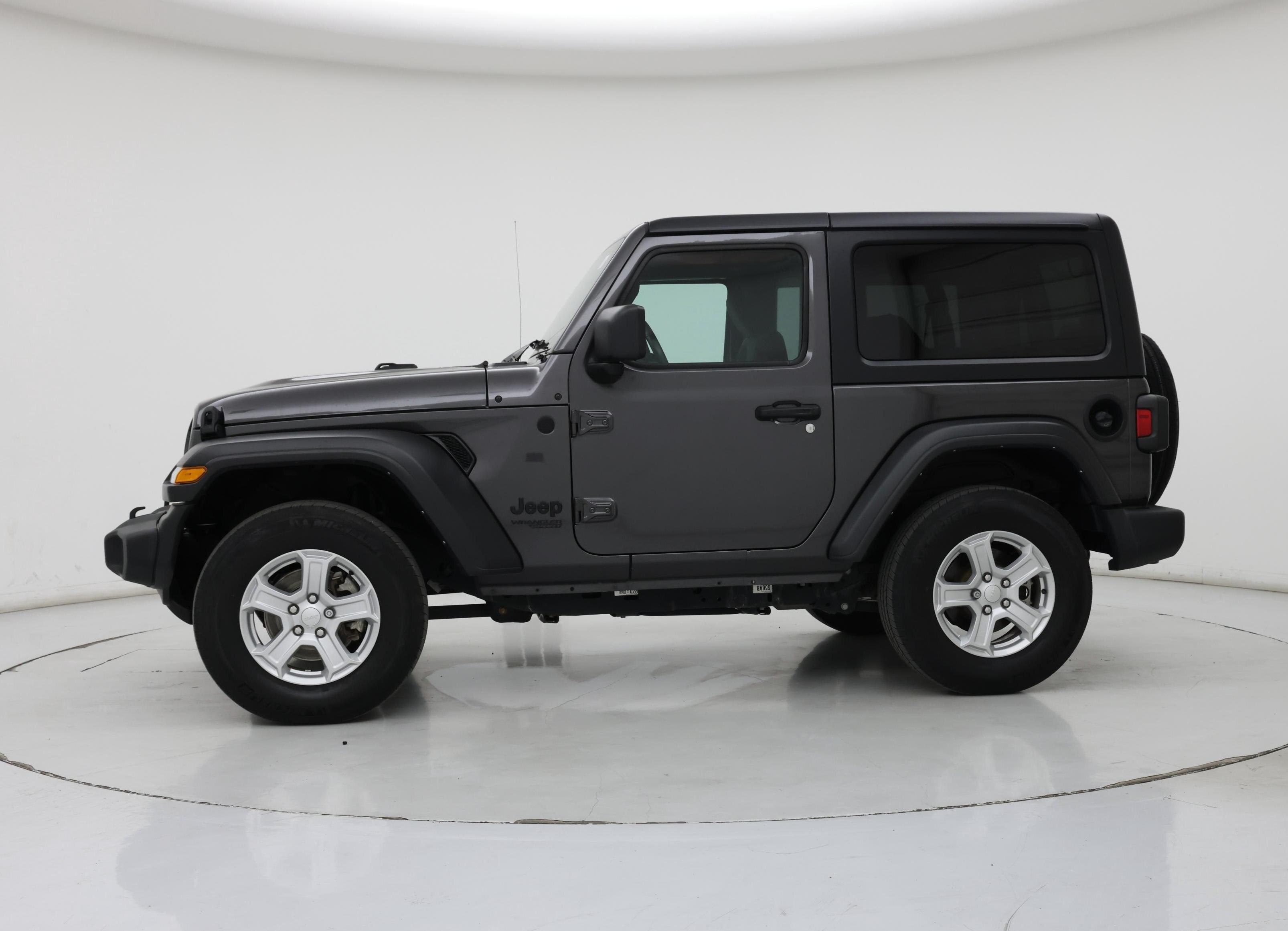 Thumbnail: 2021 Jeep Wrangler - 3